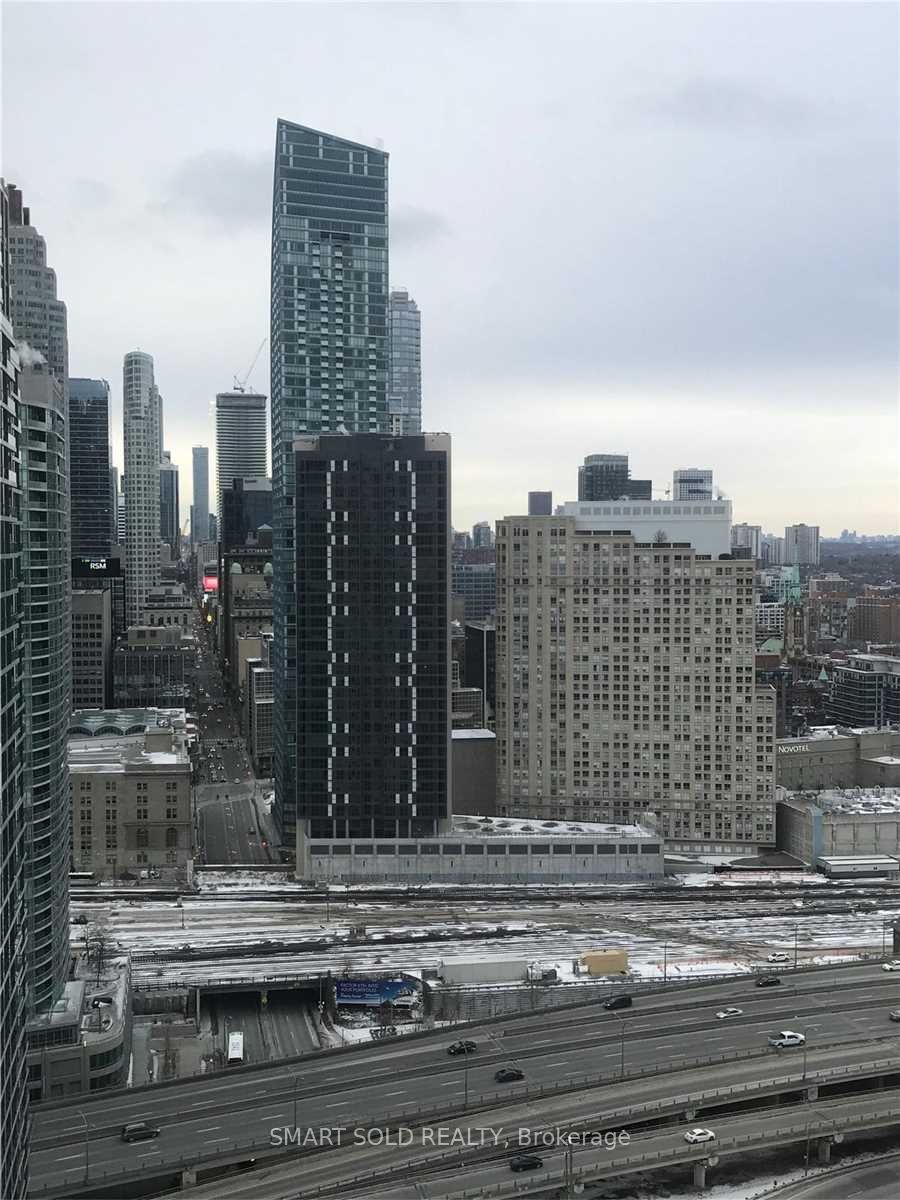 10 Yonge Street 3410 Property Photo 20