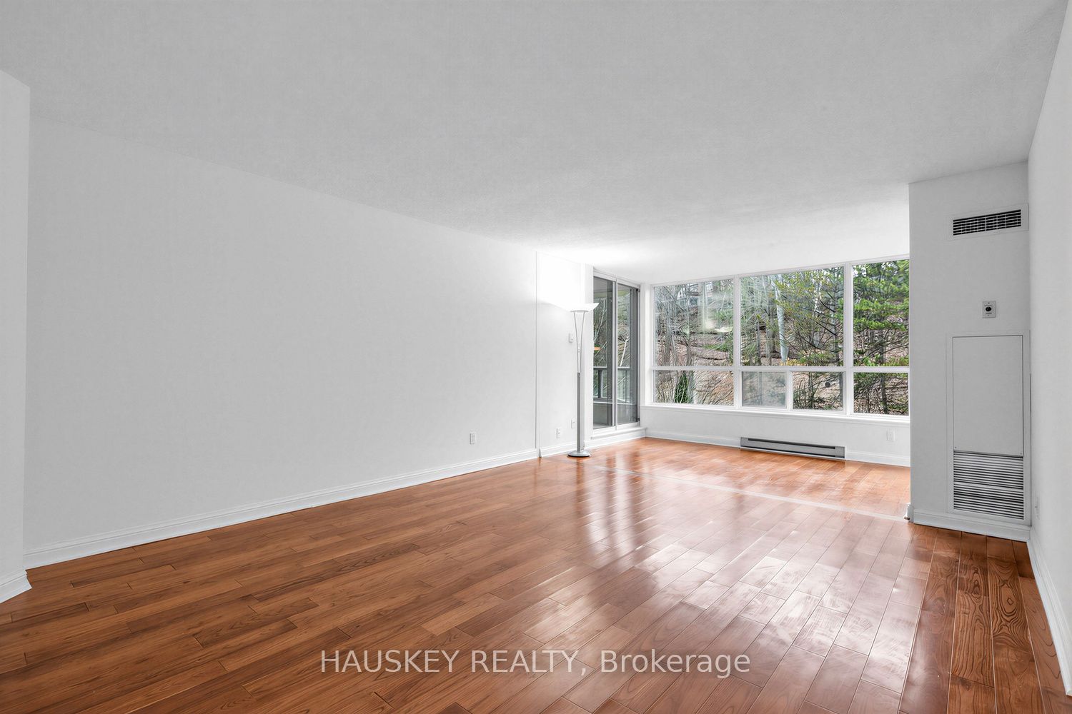 3800 Yonge Street 402 Property Photo 5