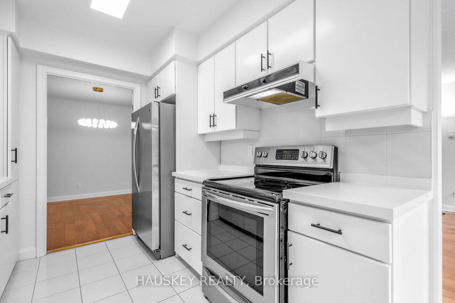 3800 Yonge Street 402 Property Photo 9