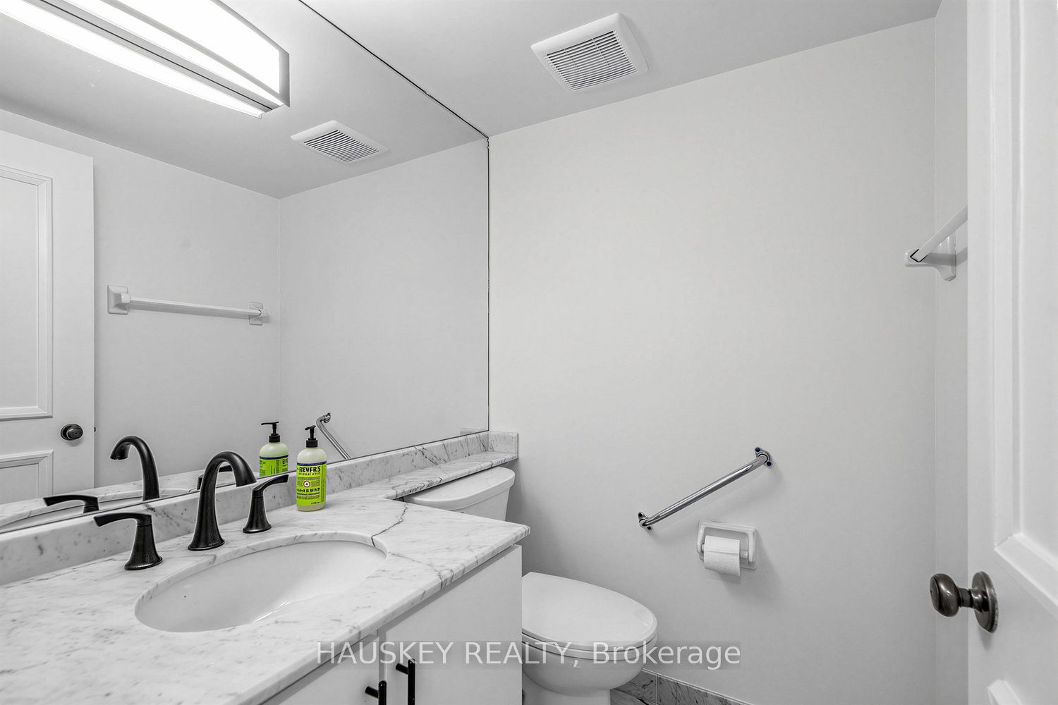 3800 Yonge Street 402 Property Photo 21