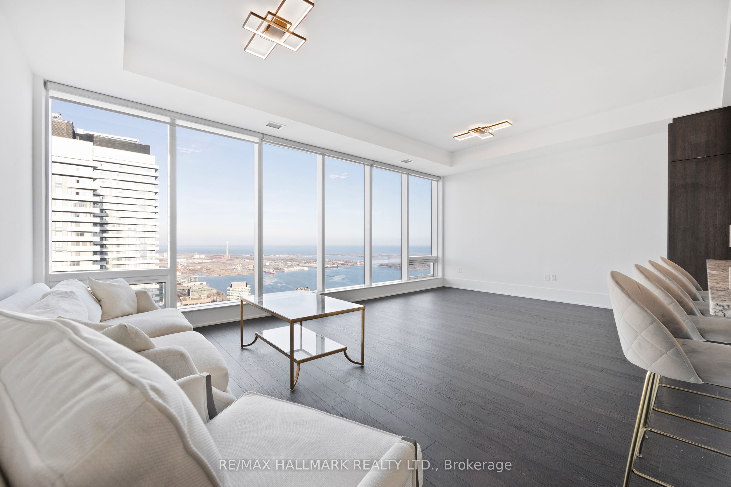10 York Street 6403 Property Photo 4