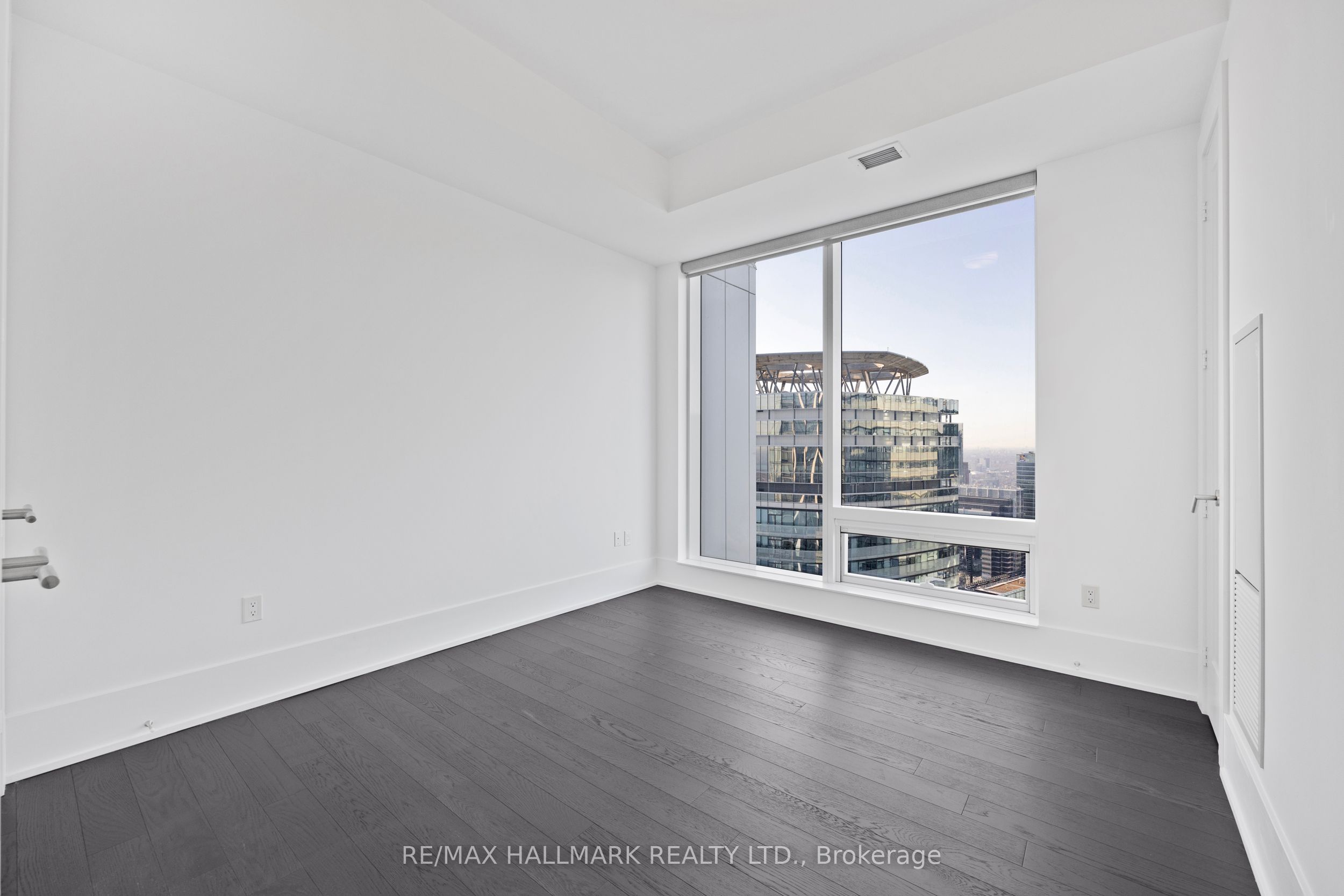10 York Street 6403 Property Photo 24