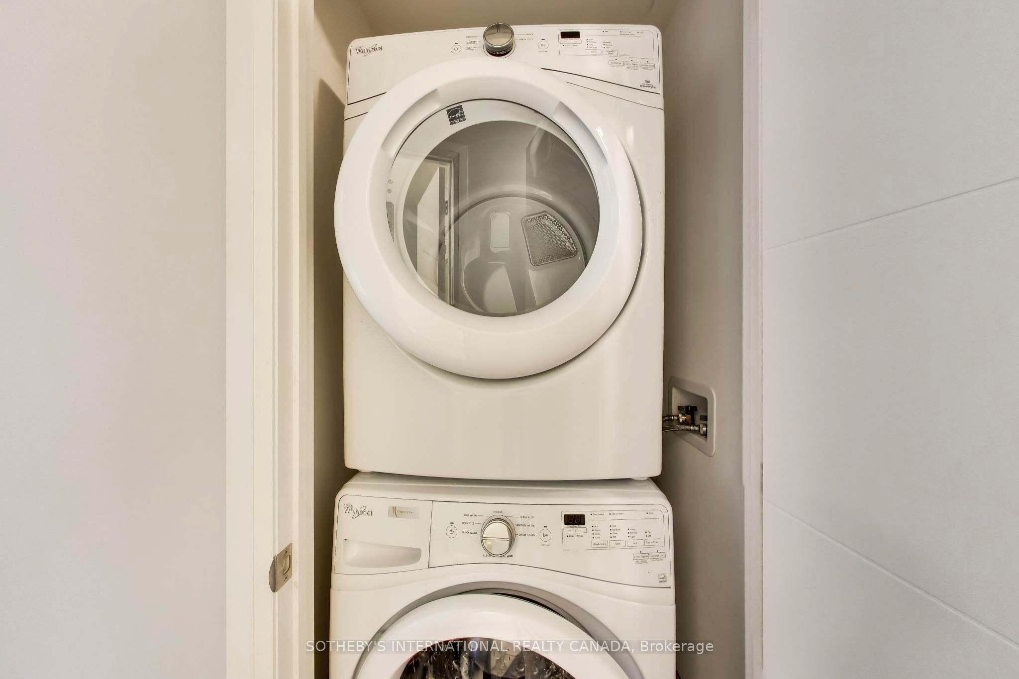 460 Adelaide Street E 1122 Property Photo 16