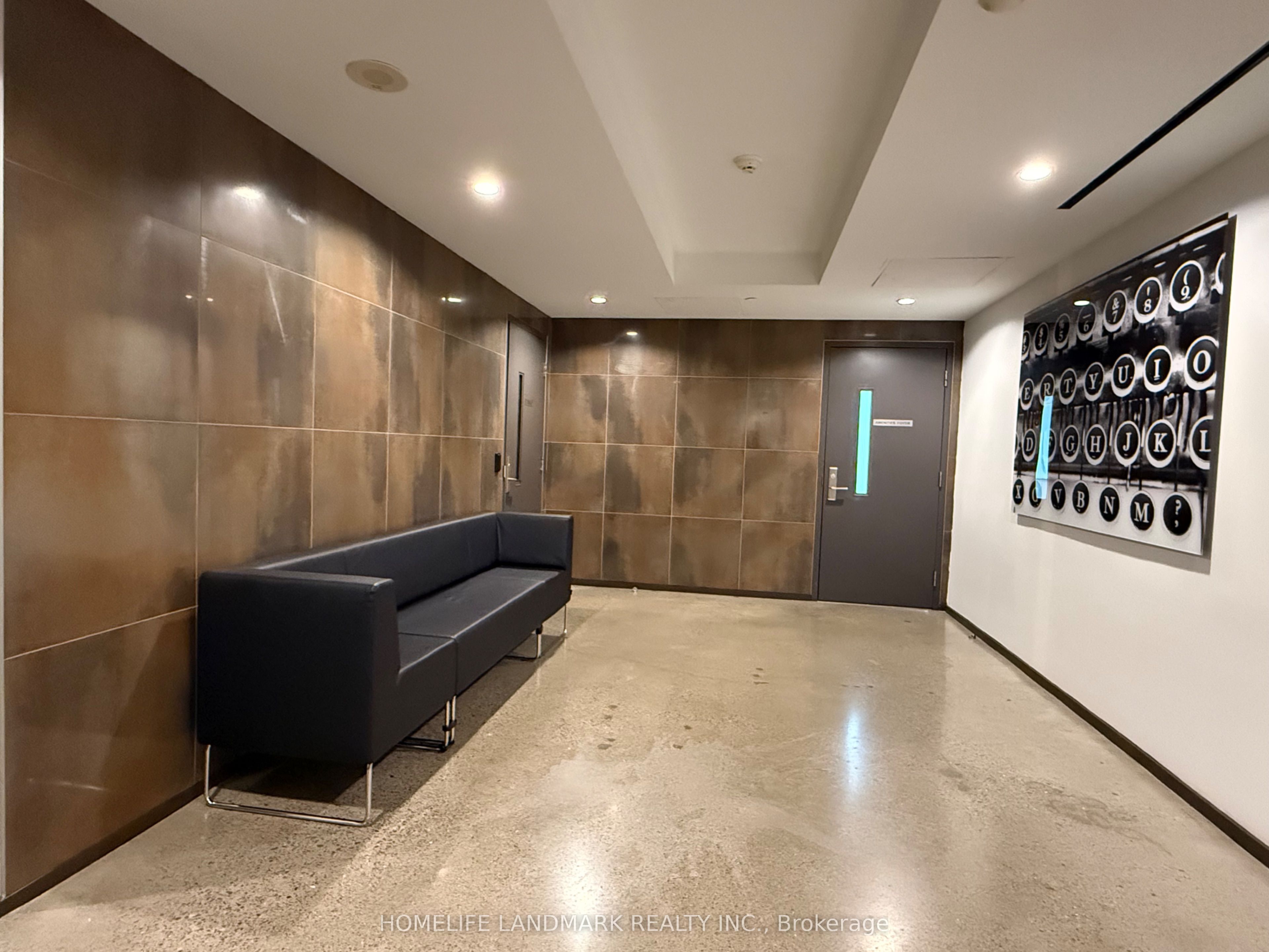 1030 King Street W 228 Property Photo 15