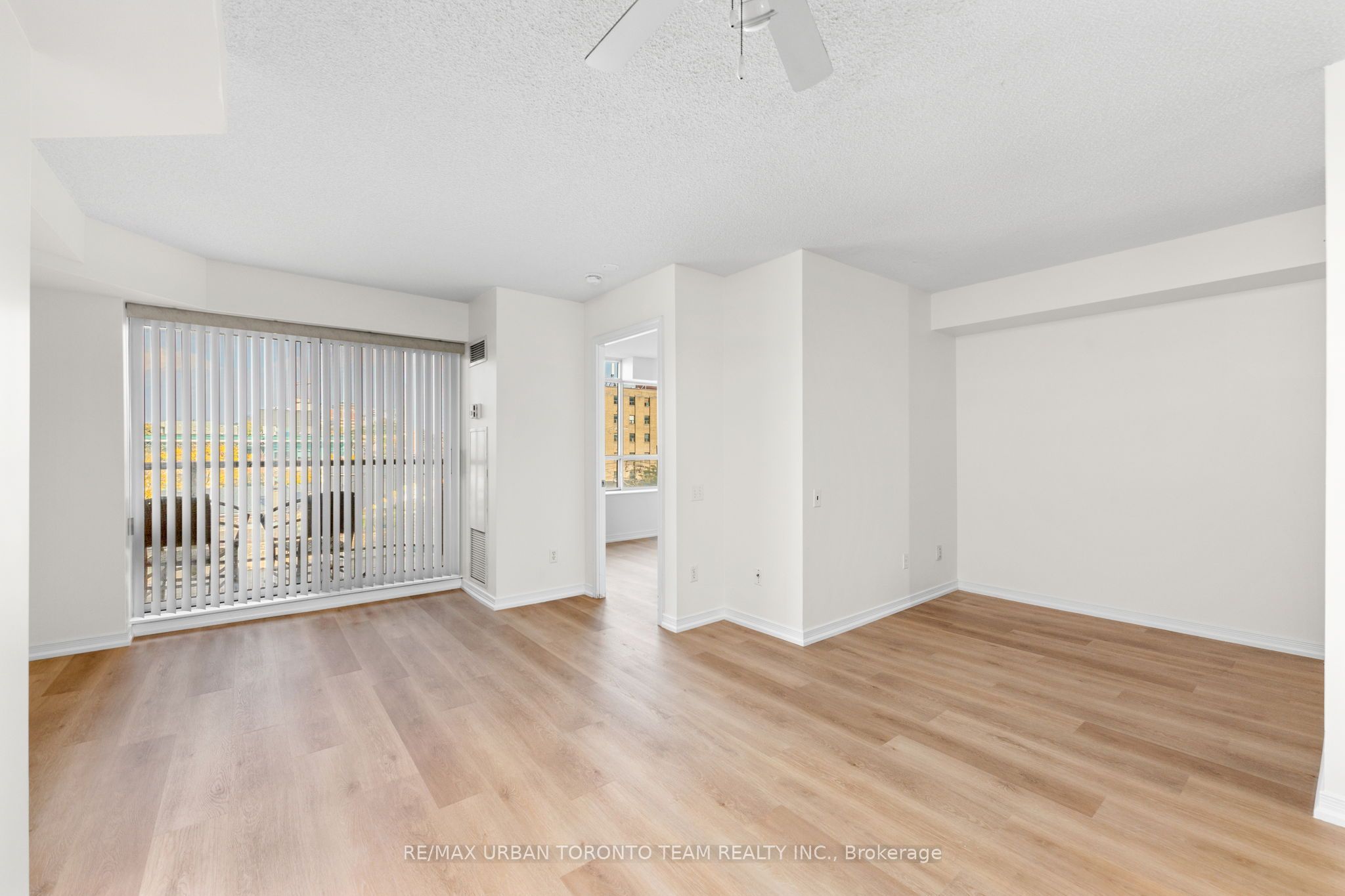 140 Bathurst Street #505 Property Photo 15