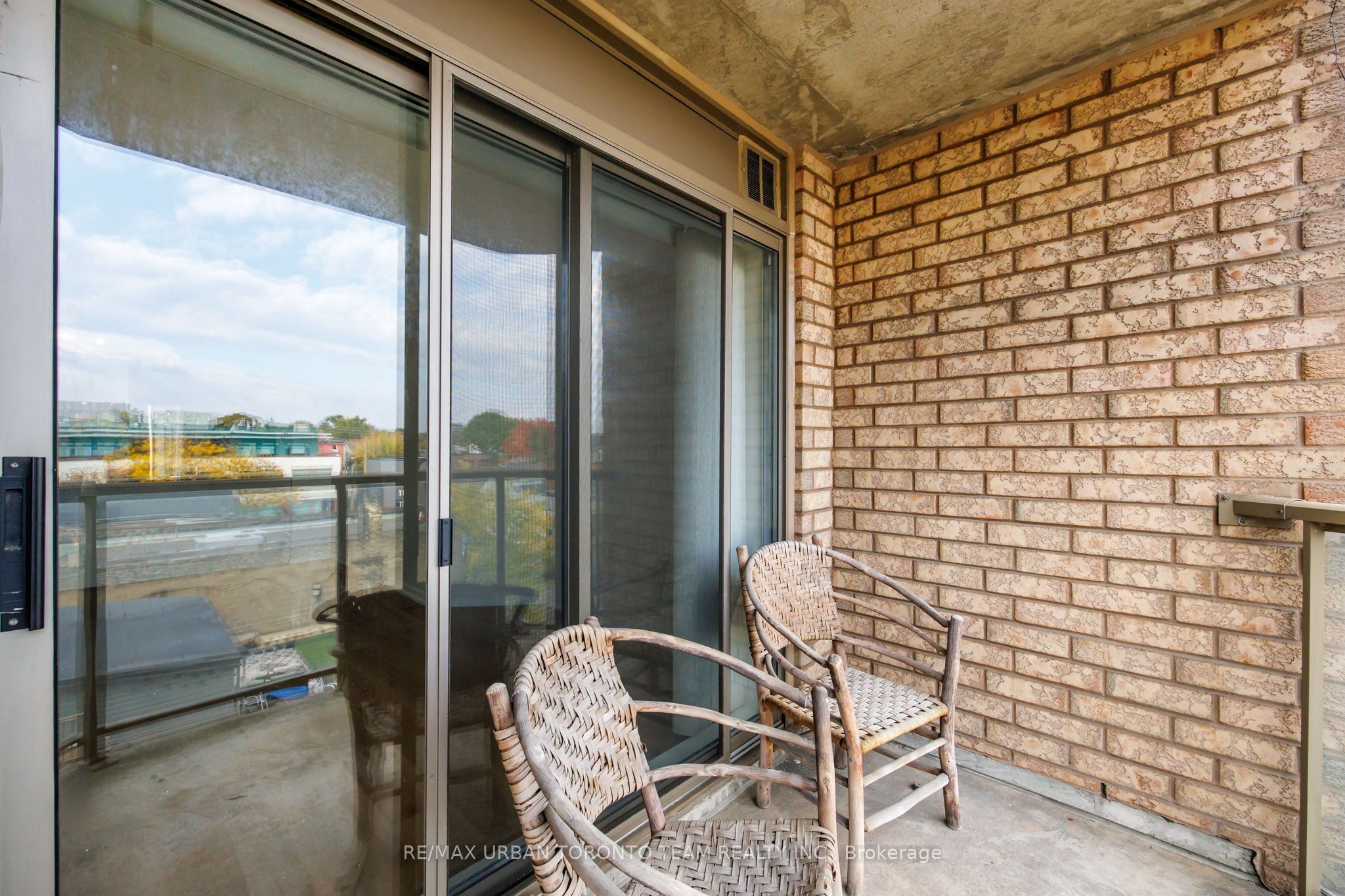 140 Bathurst Street #505 Property Photo 25