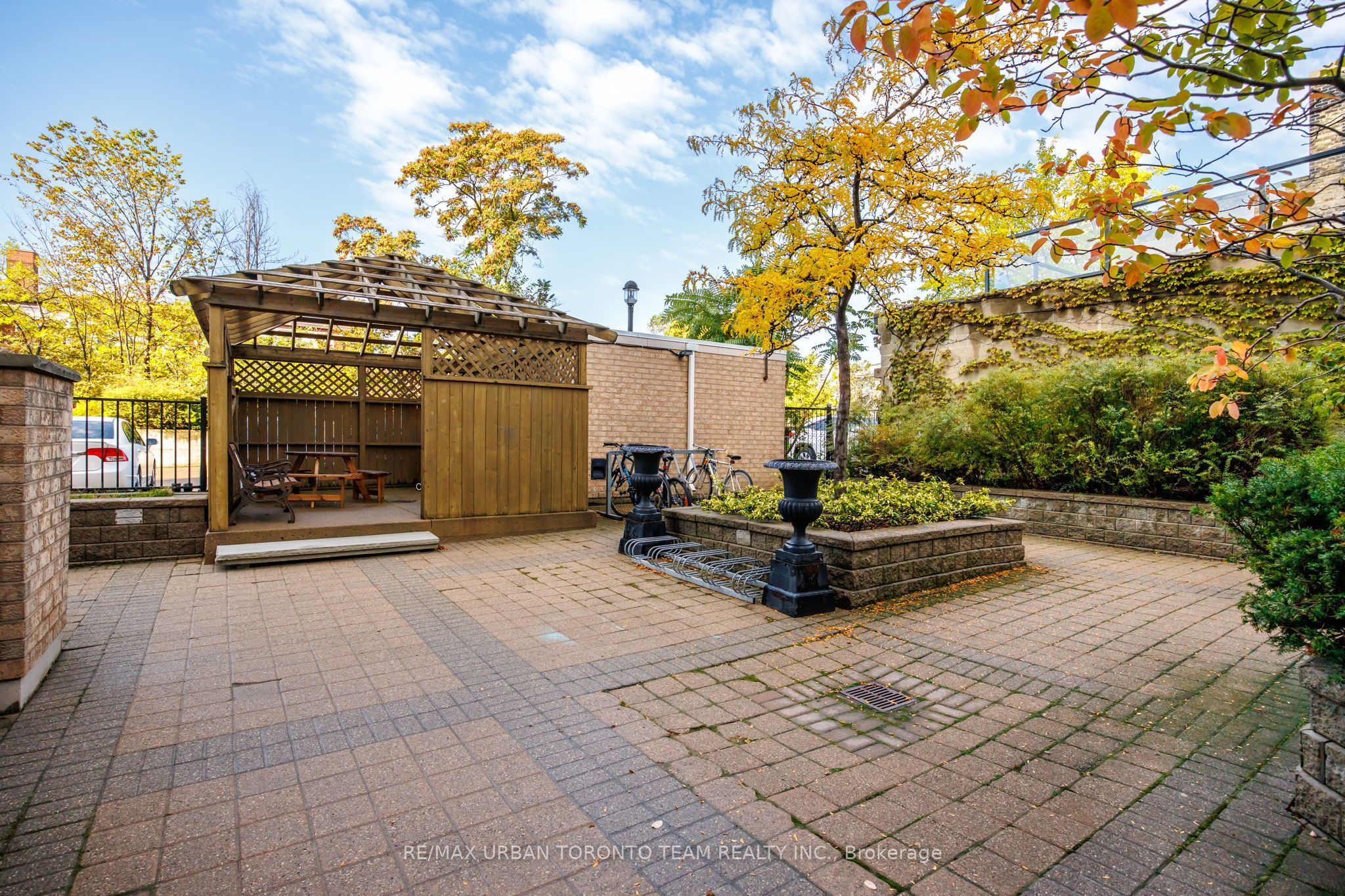 140 Bathurst Street #505 Property Photo 29
