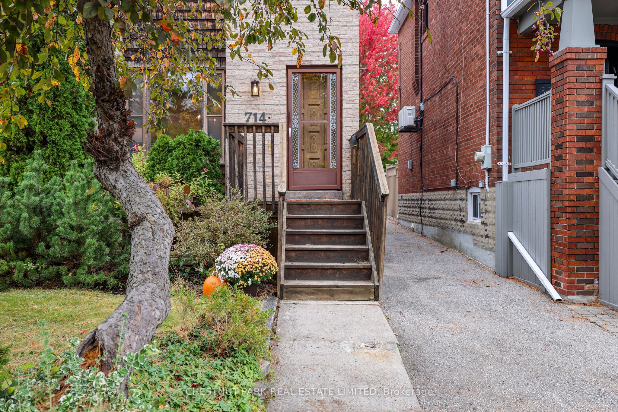 714 Merton Street Property Photo 2