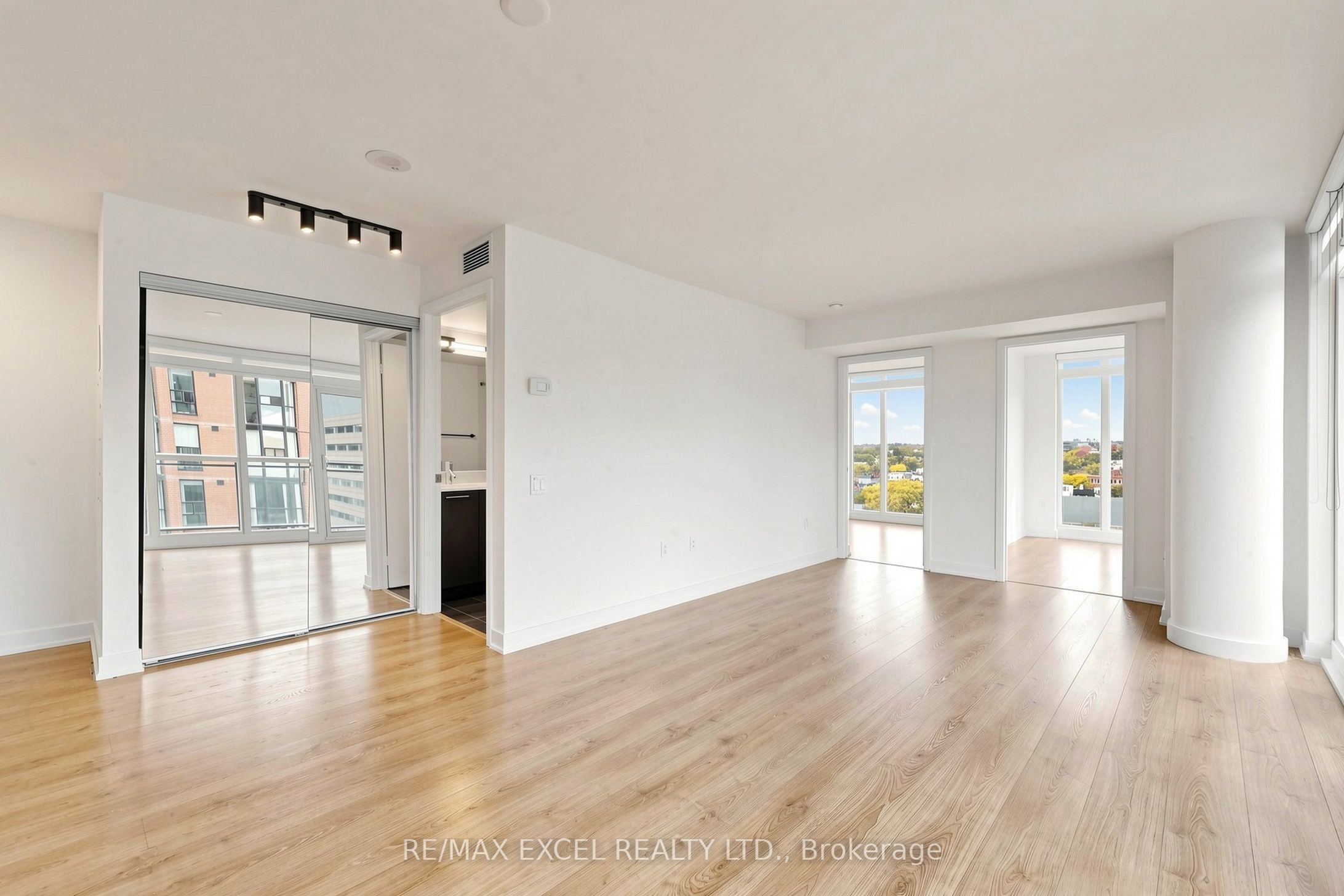 78 Tecumseth Street 1109 Property Photo 11