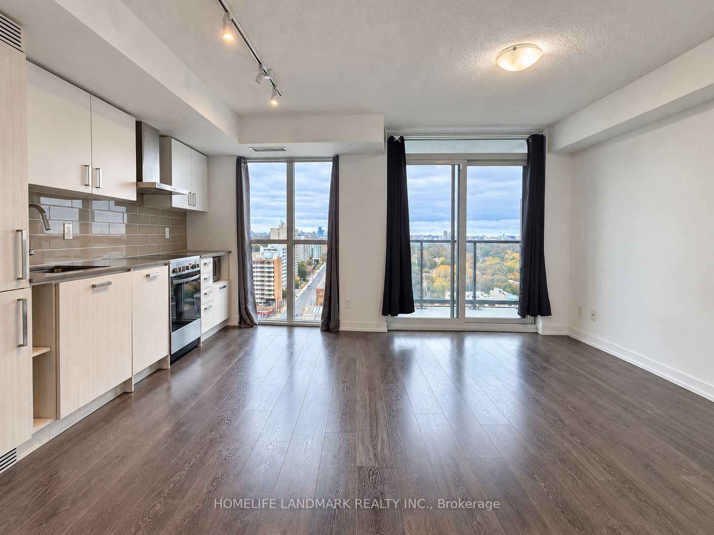 125 Redpath Avenue 1711 Property Photo 3