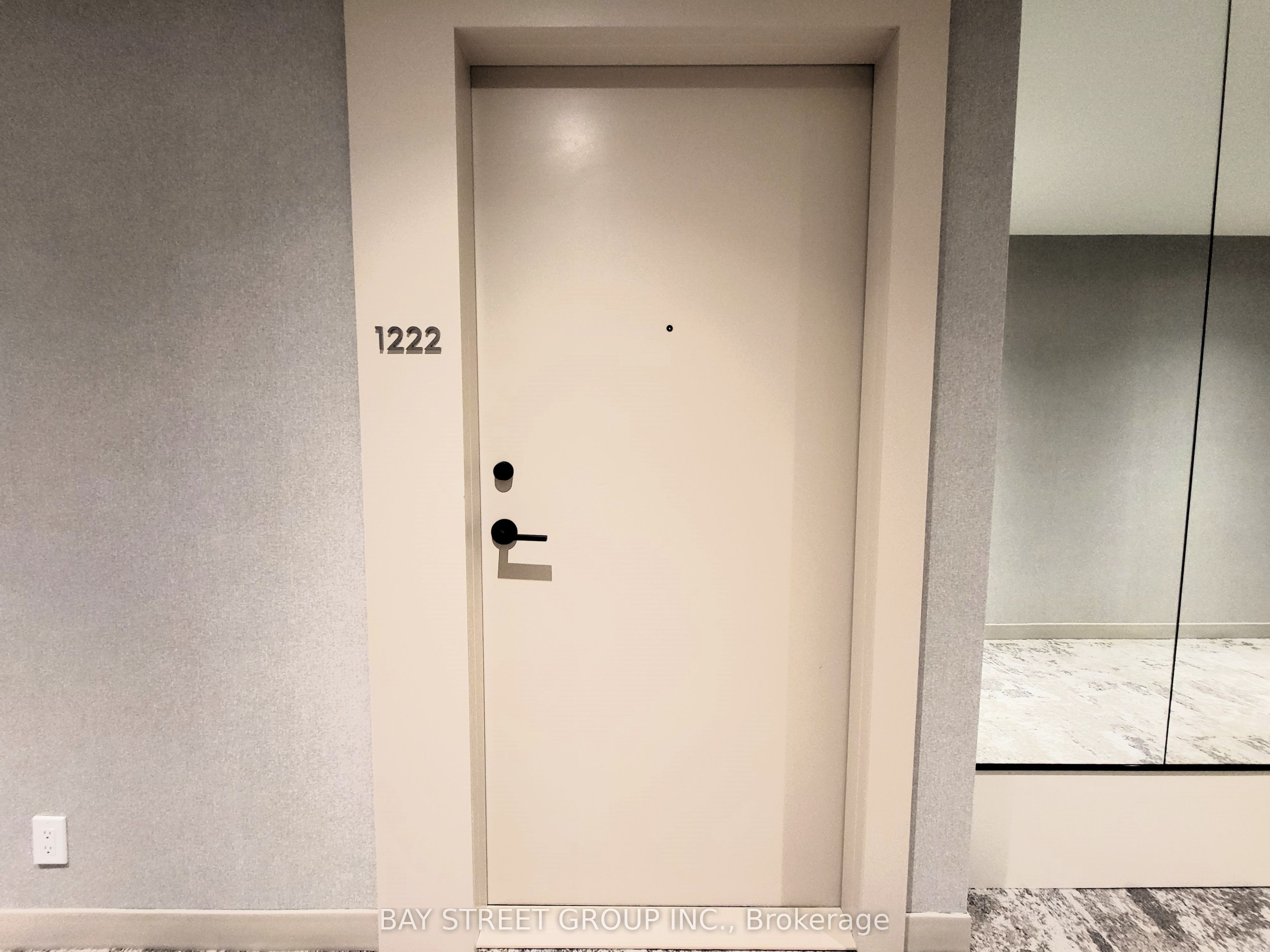 2020 Bathurst Street 1222 Property Photo 6