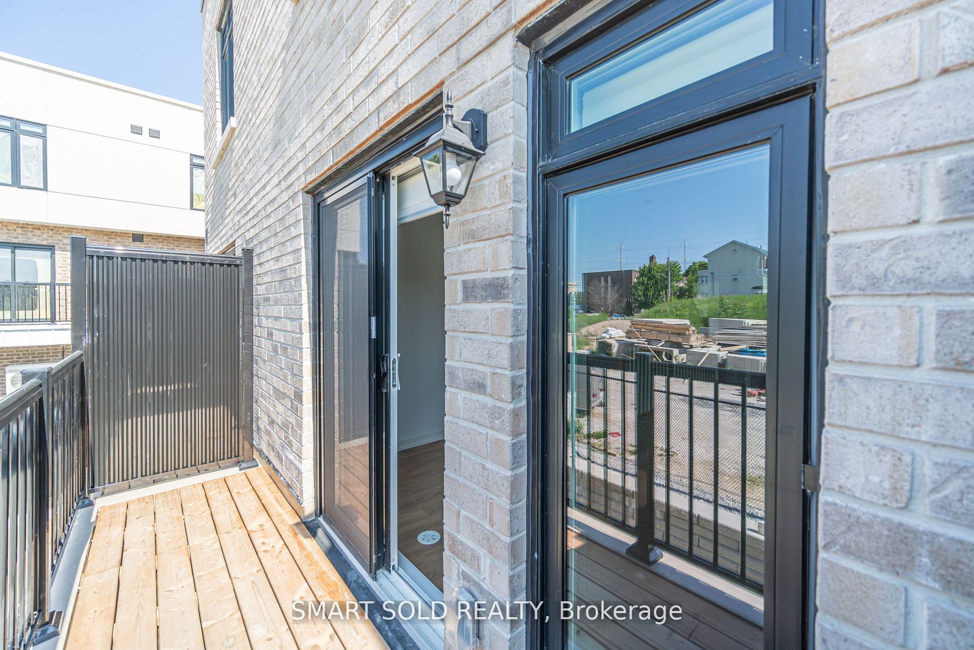 29 Spruce Pines Crescent Property Photo 35