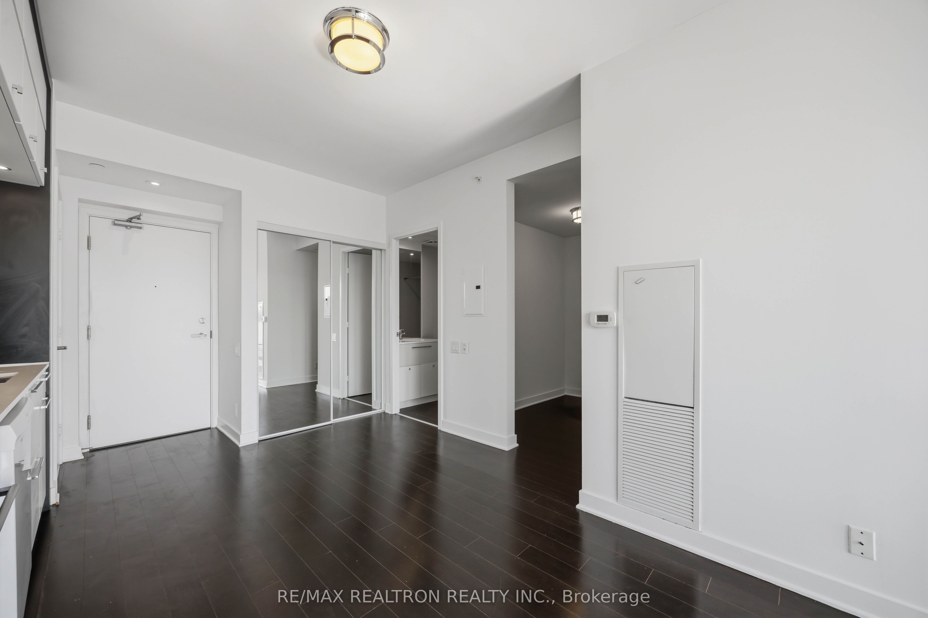 15 Grenville Street 4102 Property Photo 15