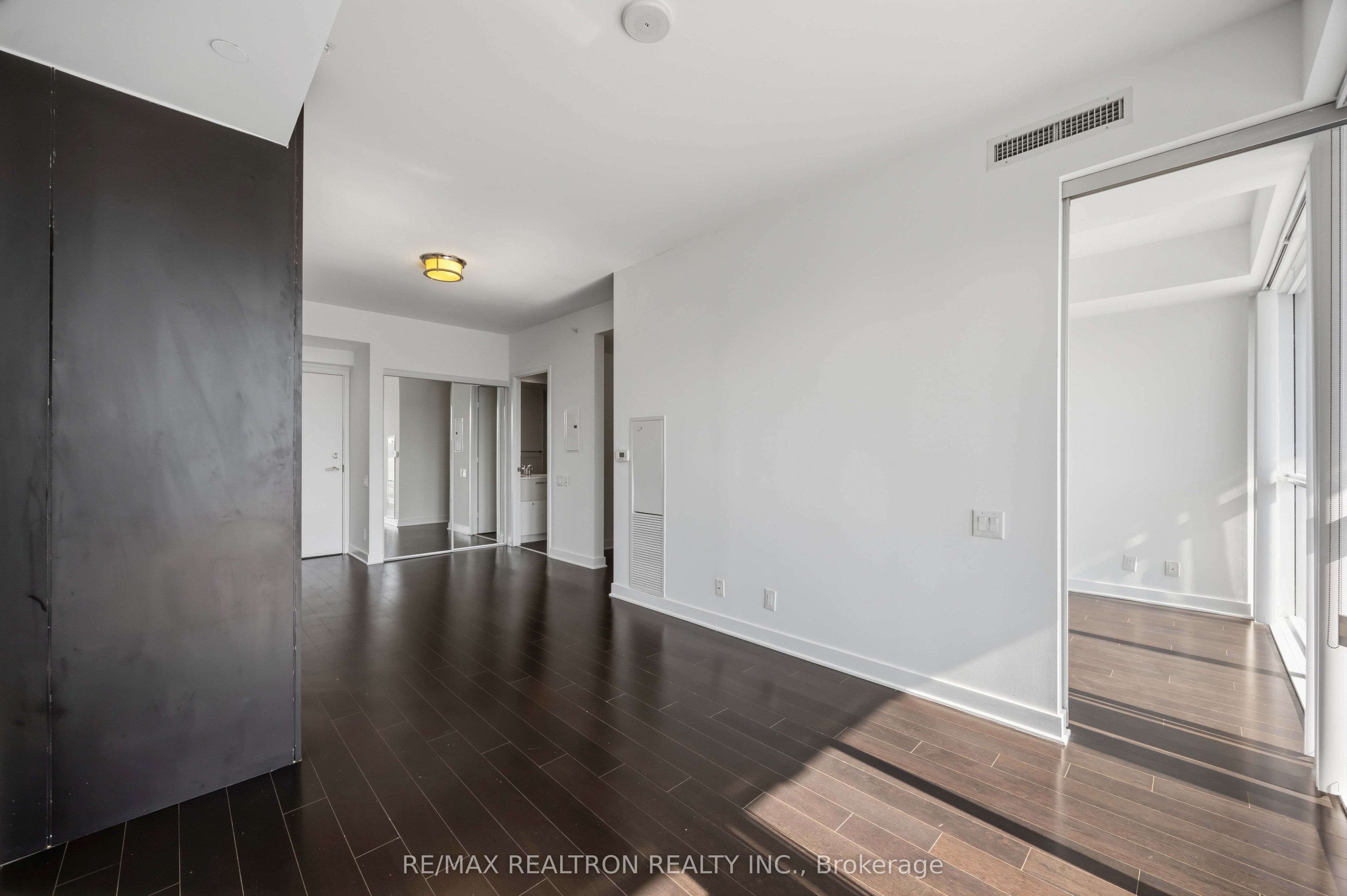 15 Grenville Street 4102 Property Photo 18