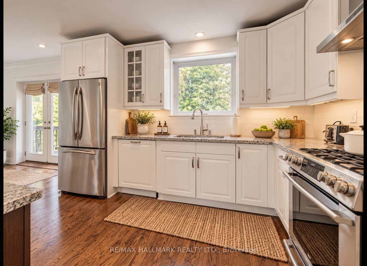 19 Brookwood Court Property Photo 3