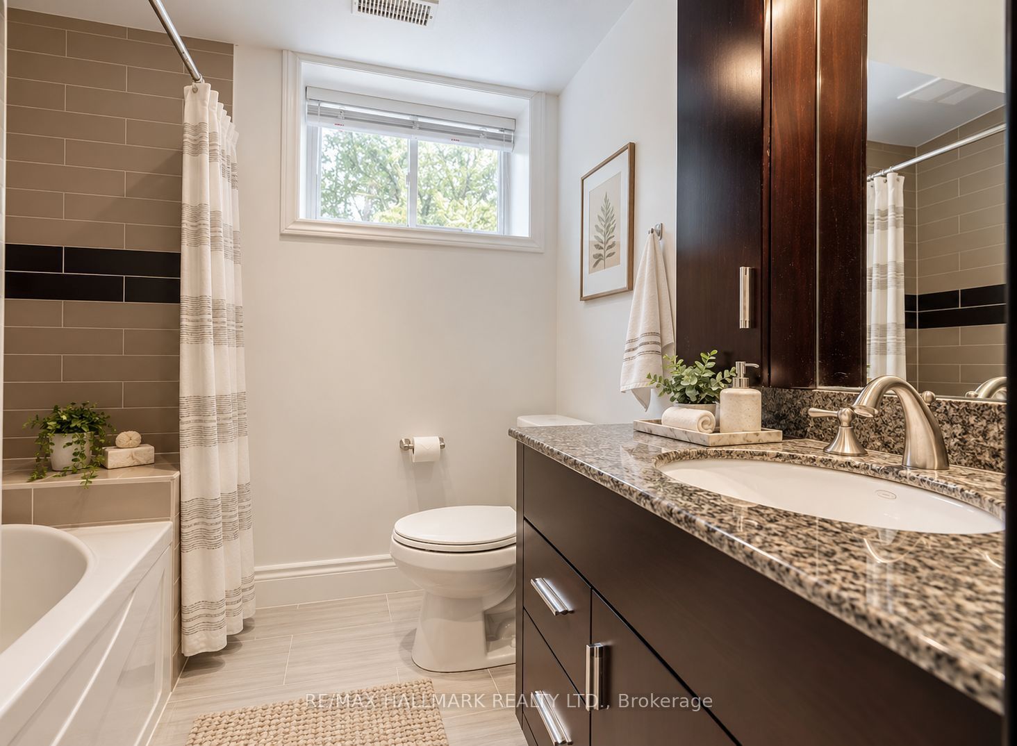 19 Brookwood Court Property Photo 14