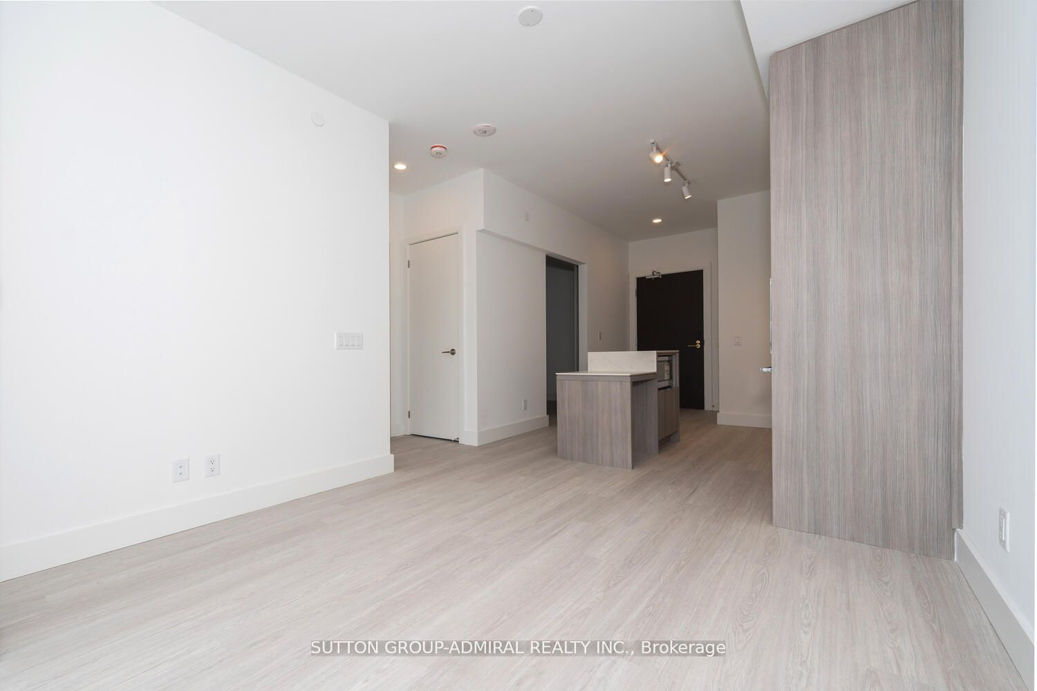 6 Greenbriar Road 526 Property Photo 6