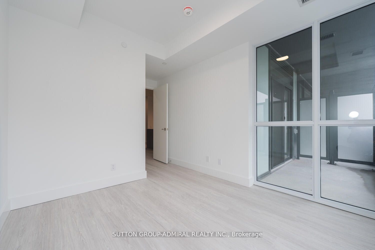 6 Greenbriar Road 526 Property Photo 13