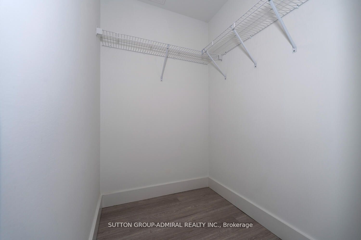6 Greenbriar Road 526 Property Photo 17