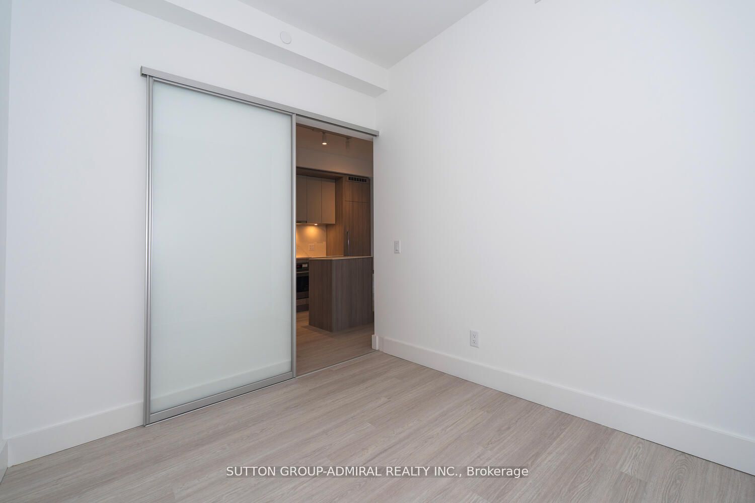 6 Greenbriar Road 526 Property Photo 22