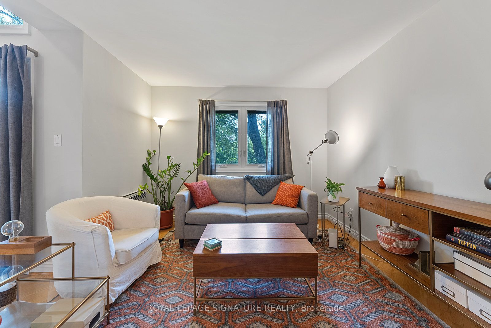 359 Albany Avenue 2 Property Photo 4