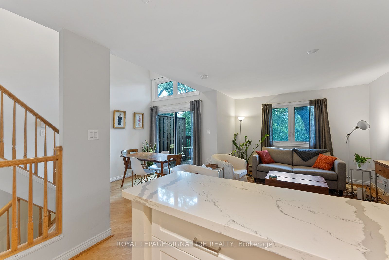 359 Albany Avenue 2 Property Photo 16