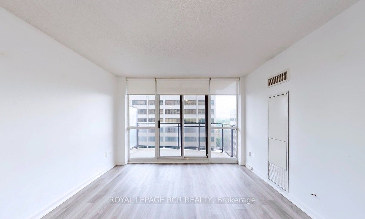 33 Sheppard Avenue 901 Property Photo 3