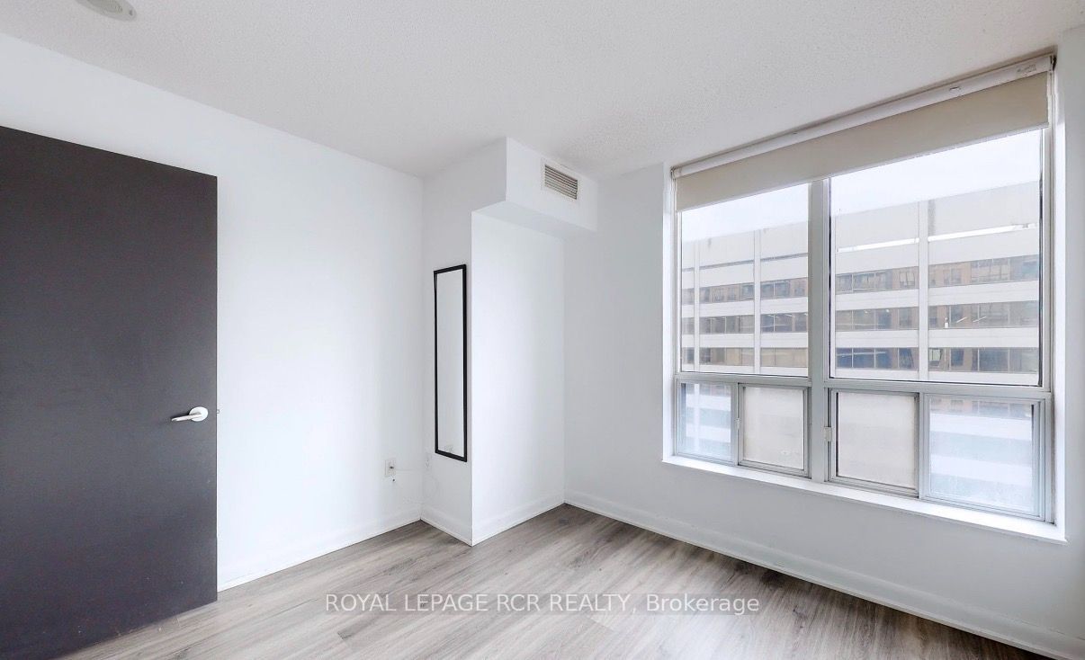 33 Sheppard Avenue 901 Property Photo 12