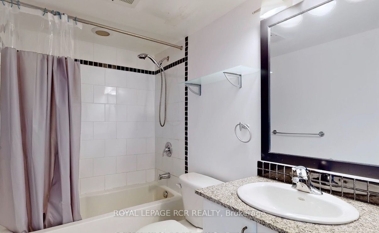 33 Sheppard Avenue 901 Property Photo 14