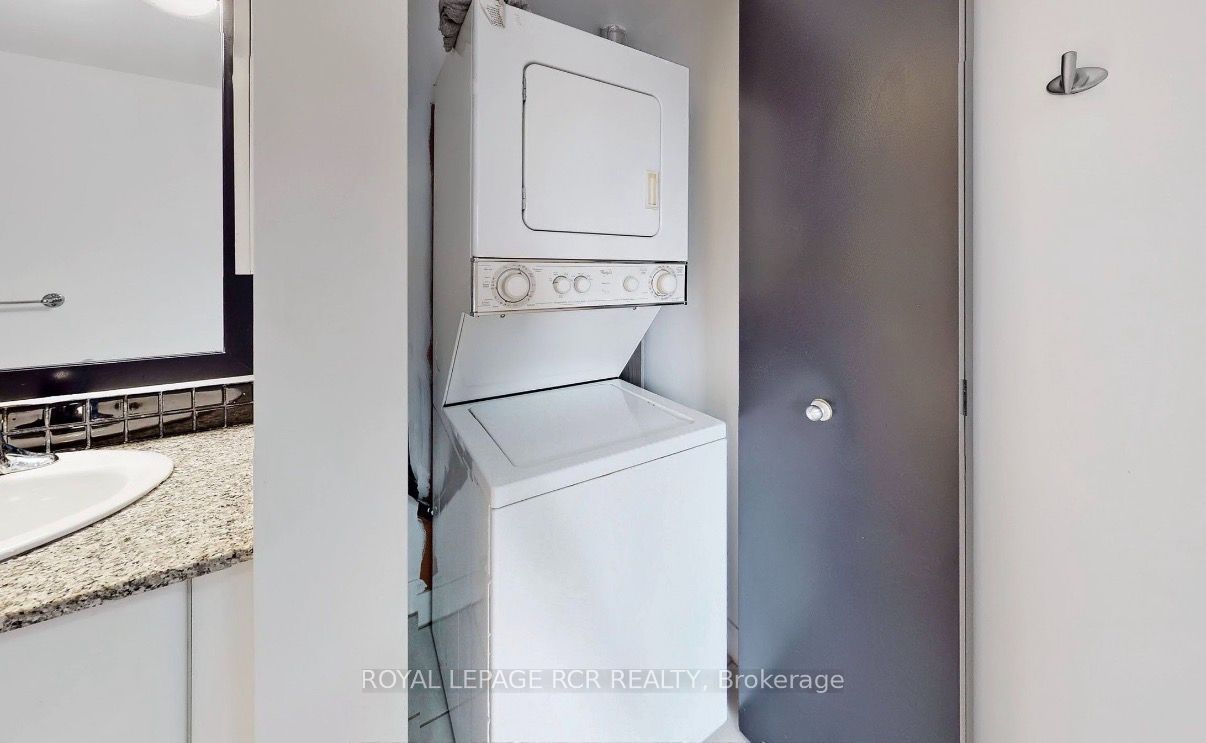 33 Sheppard Avenue 901 Property Photo 15