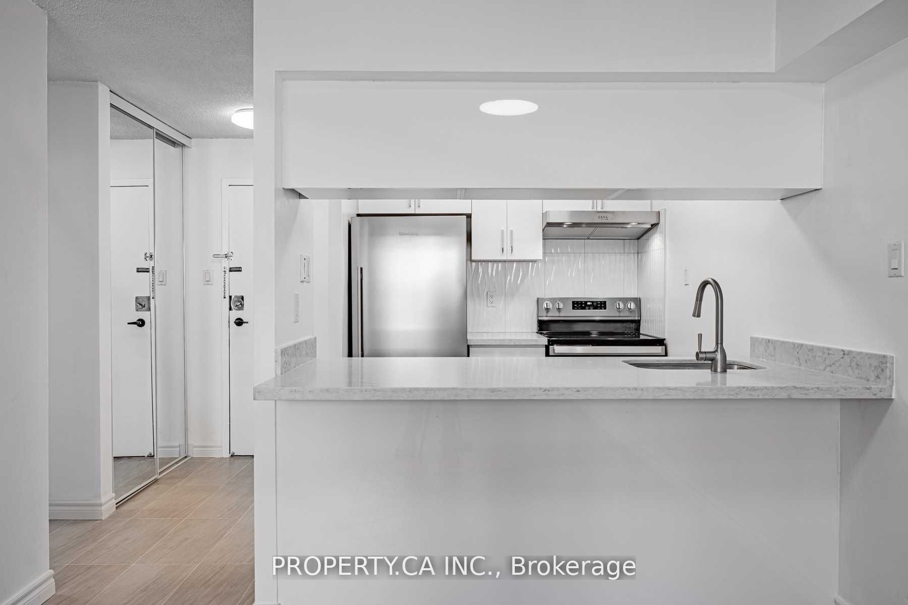 120 St Patrick Street 807 Property Photo 2