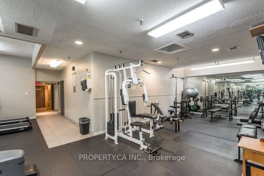 120 St Patrick Street 807 Property Photo 16
