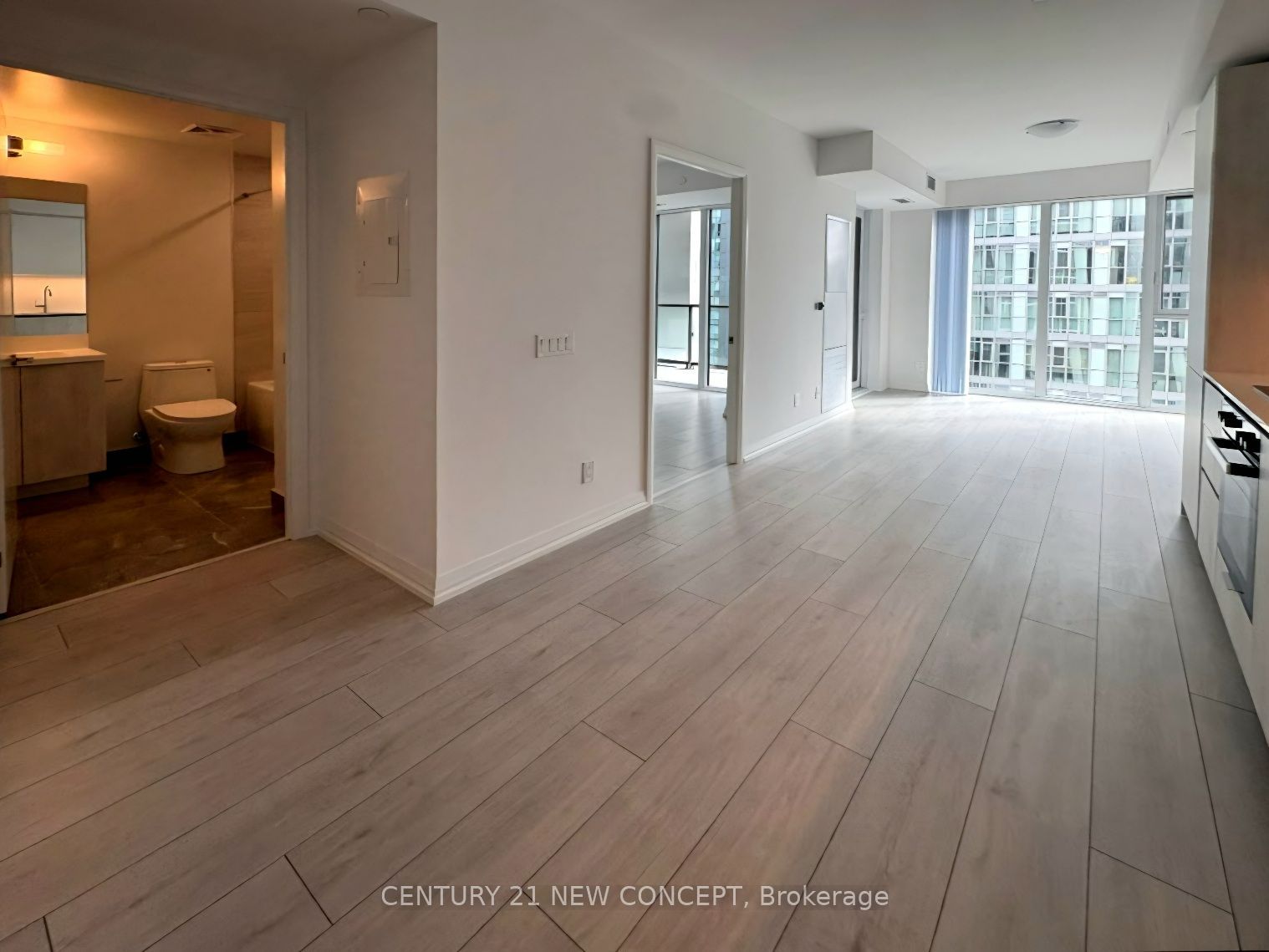 400 King Street W 2915 Property Photo 10