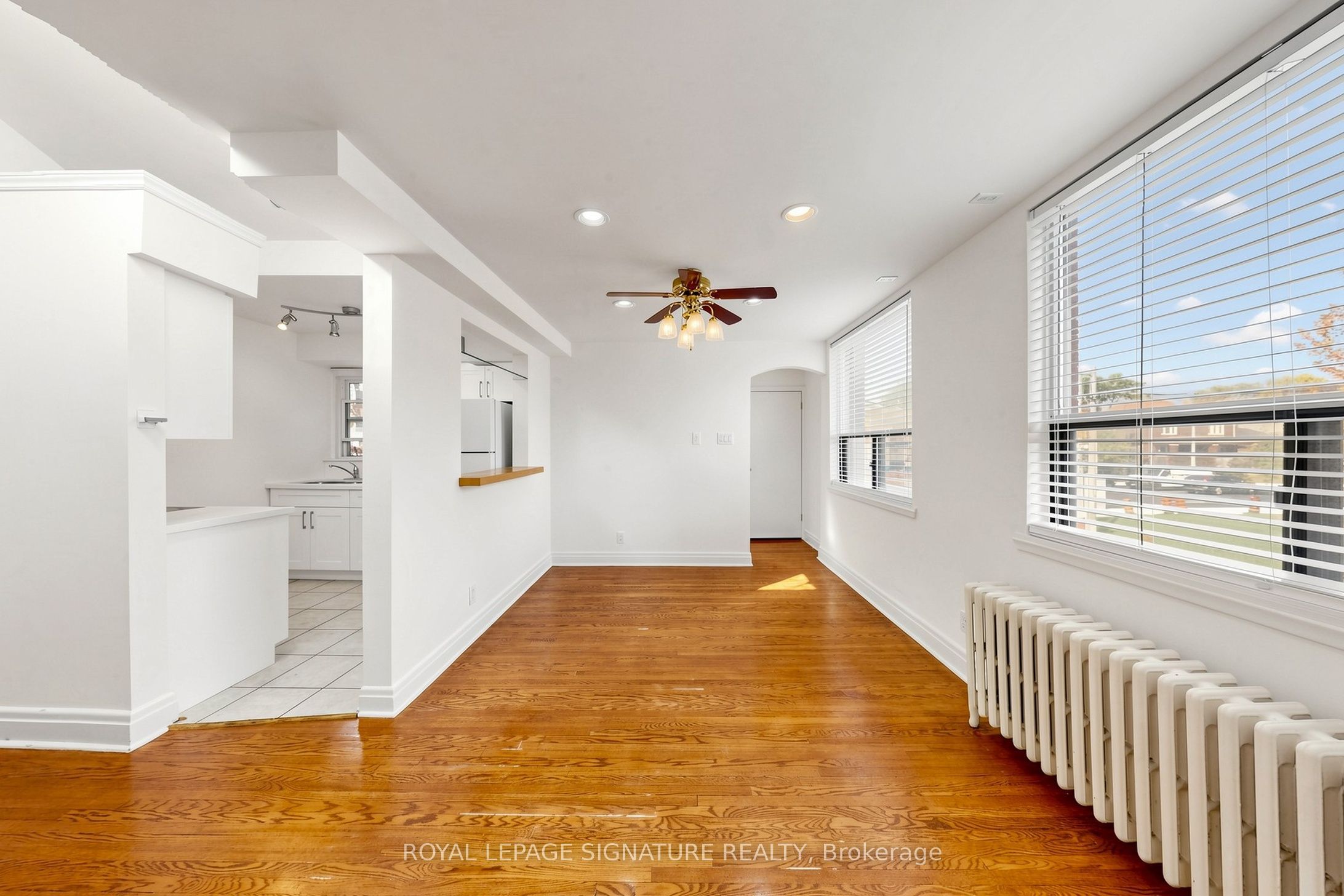 461 Eglinton Avenue E 2 Property Photo 9