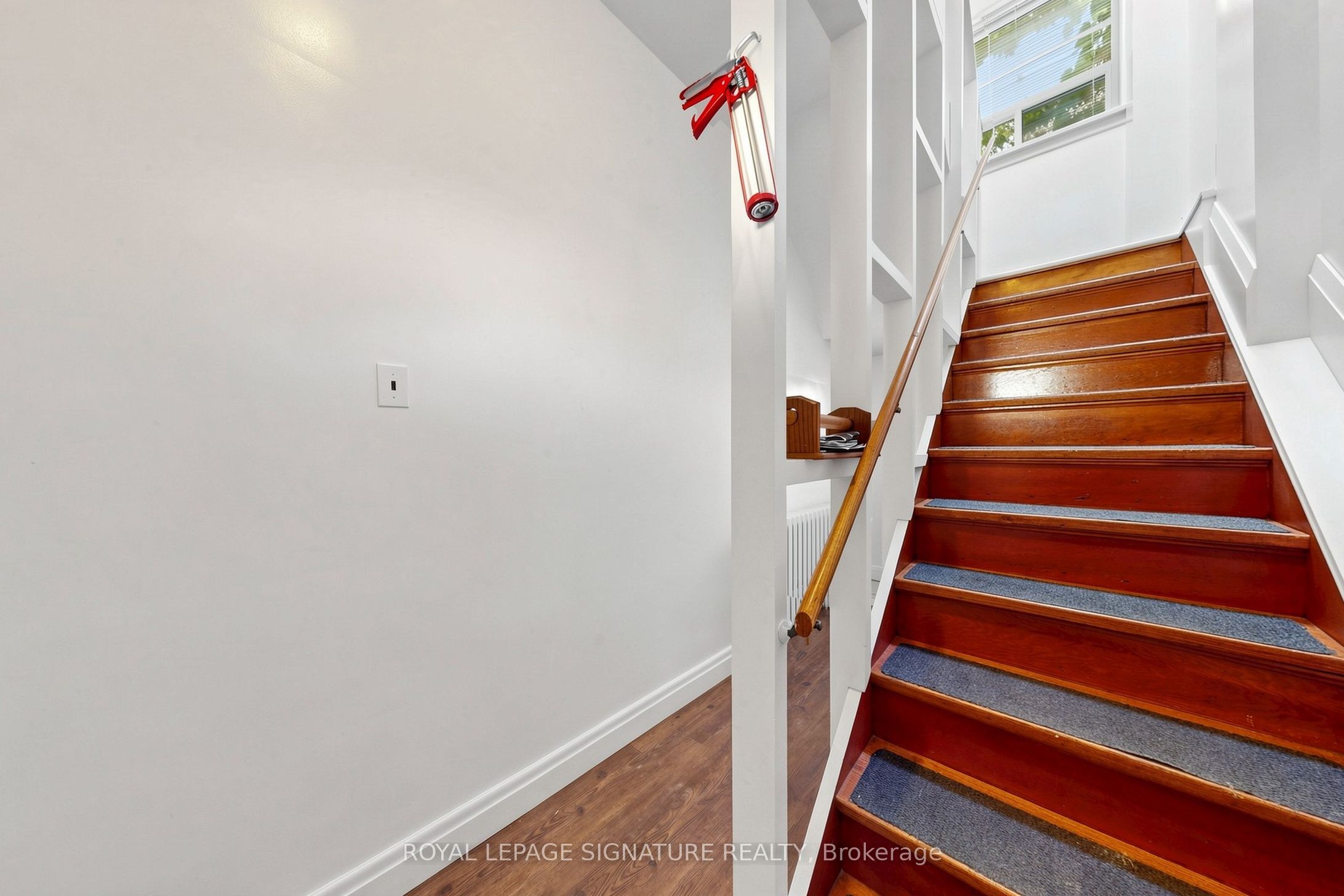 461 Eglinton Avenue E 2 Property Photo 17