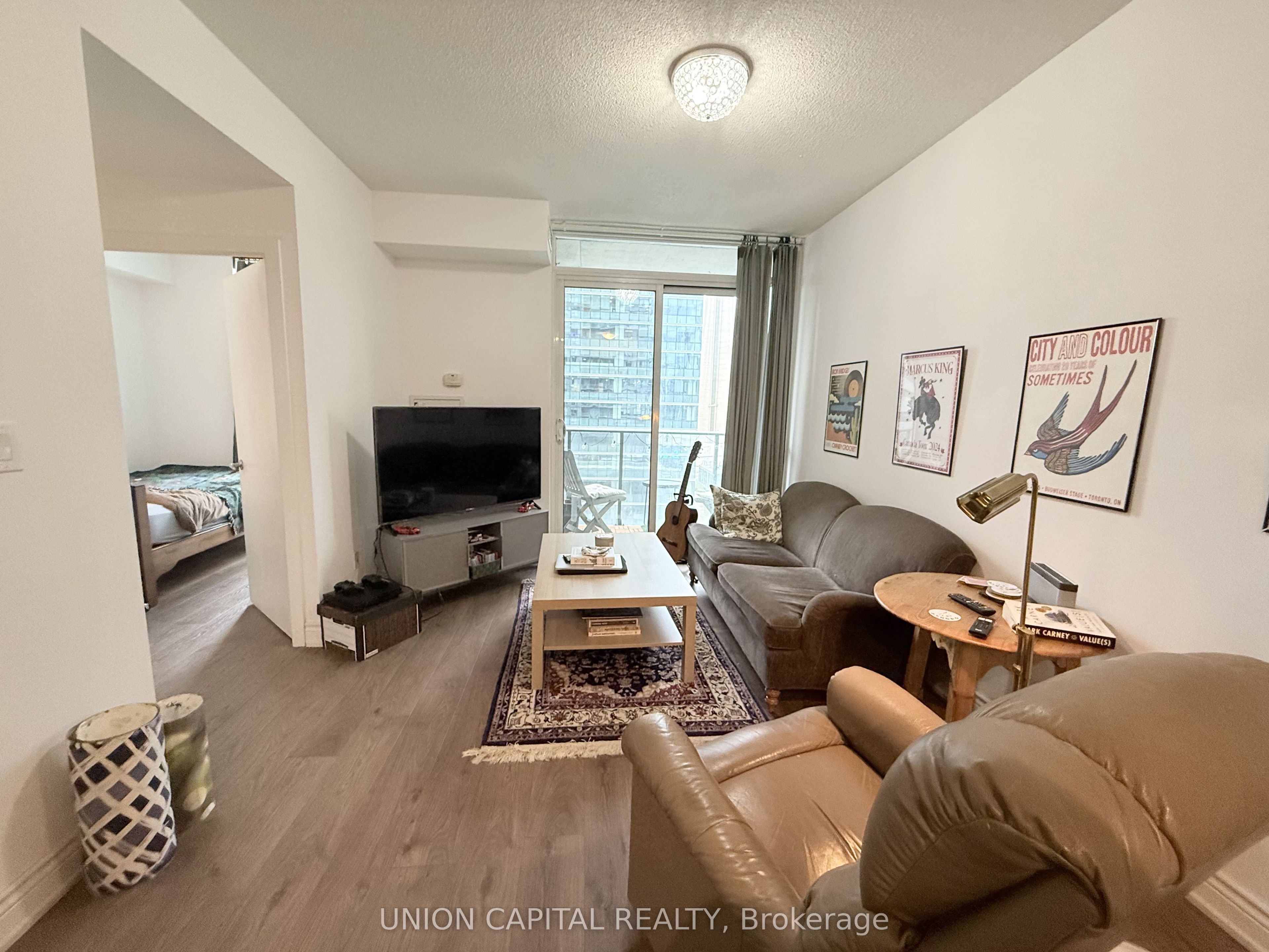 65 Bremner Boulevard 1402 Property Photo 5
