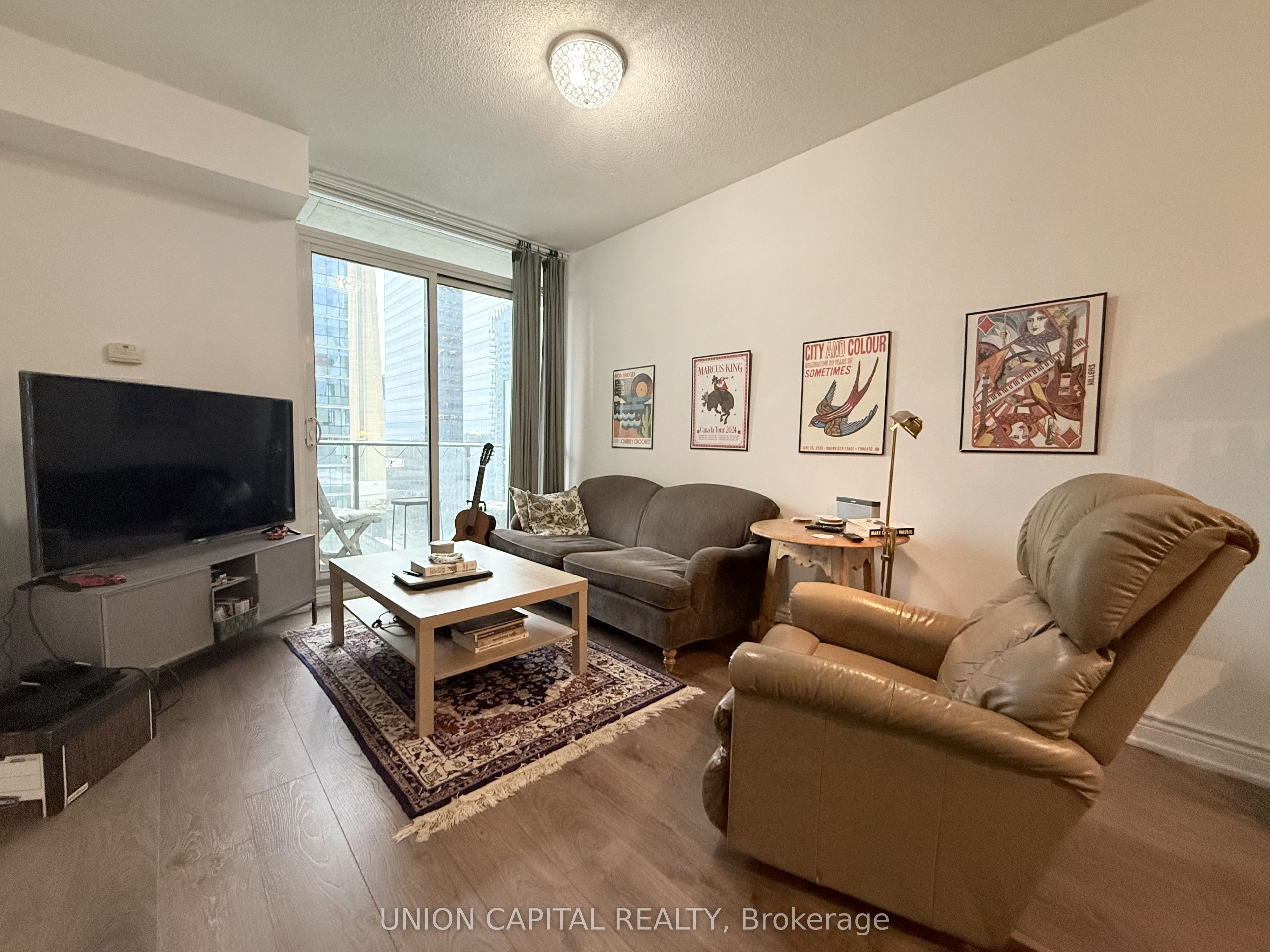 65 Bremner Boulevard 1402 Property Photo 6