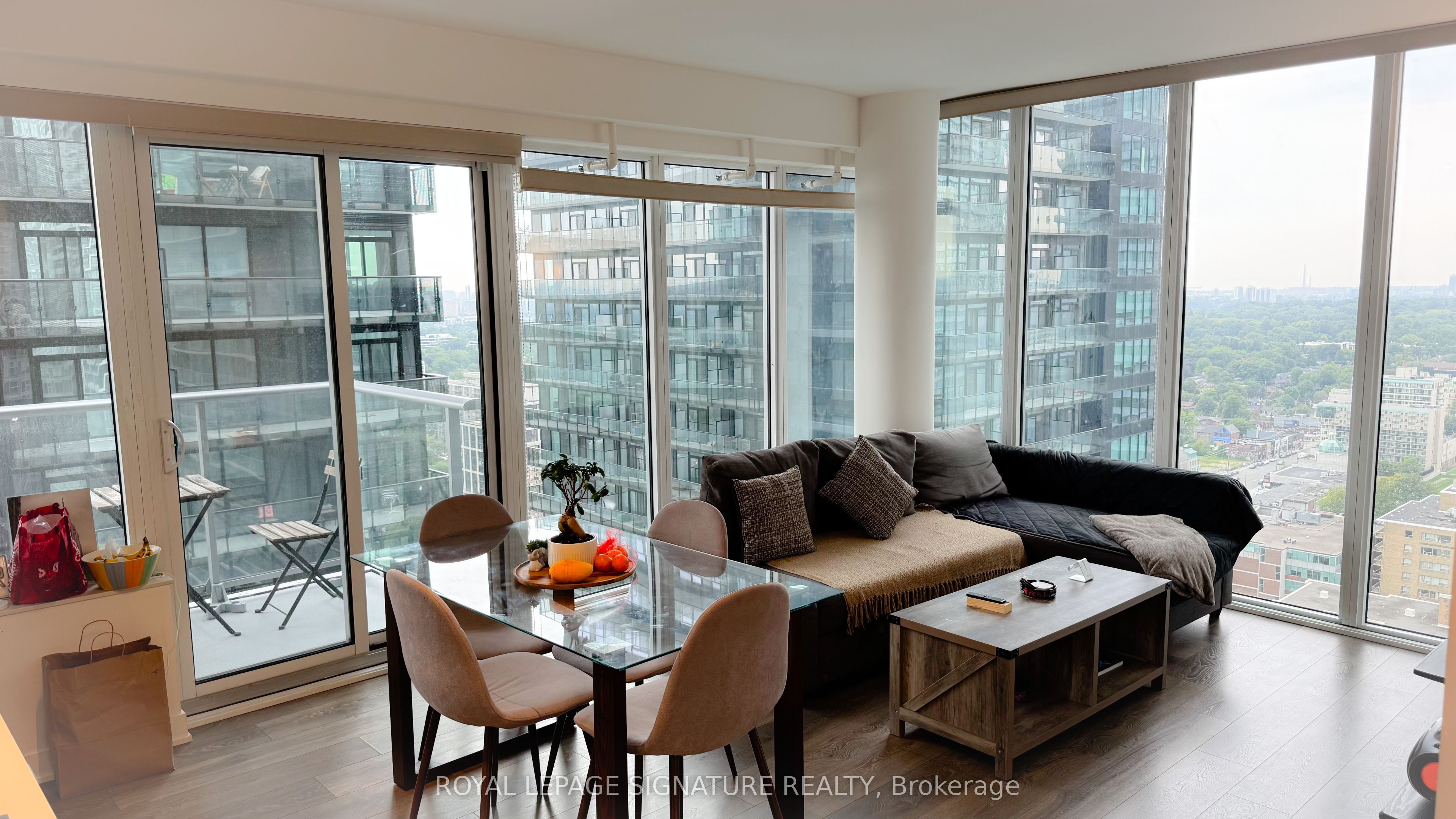 99 Broadway Avenue 3004 Property Photo 2