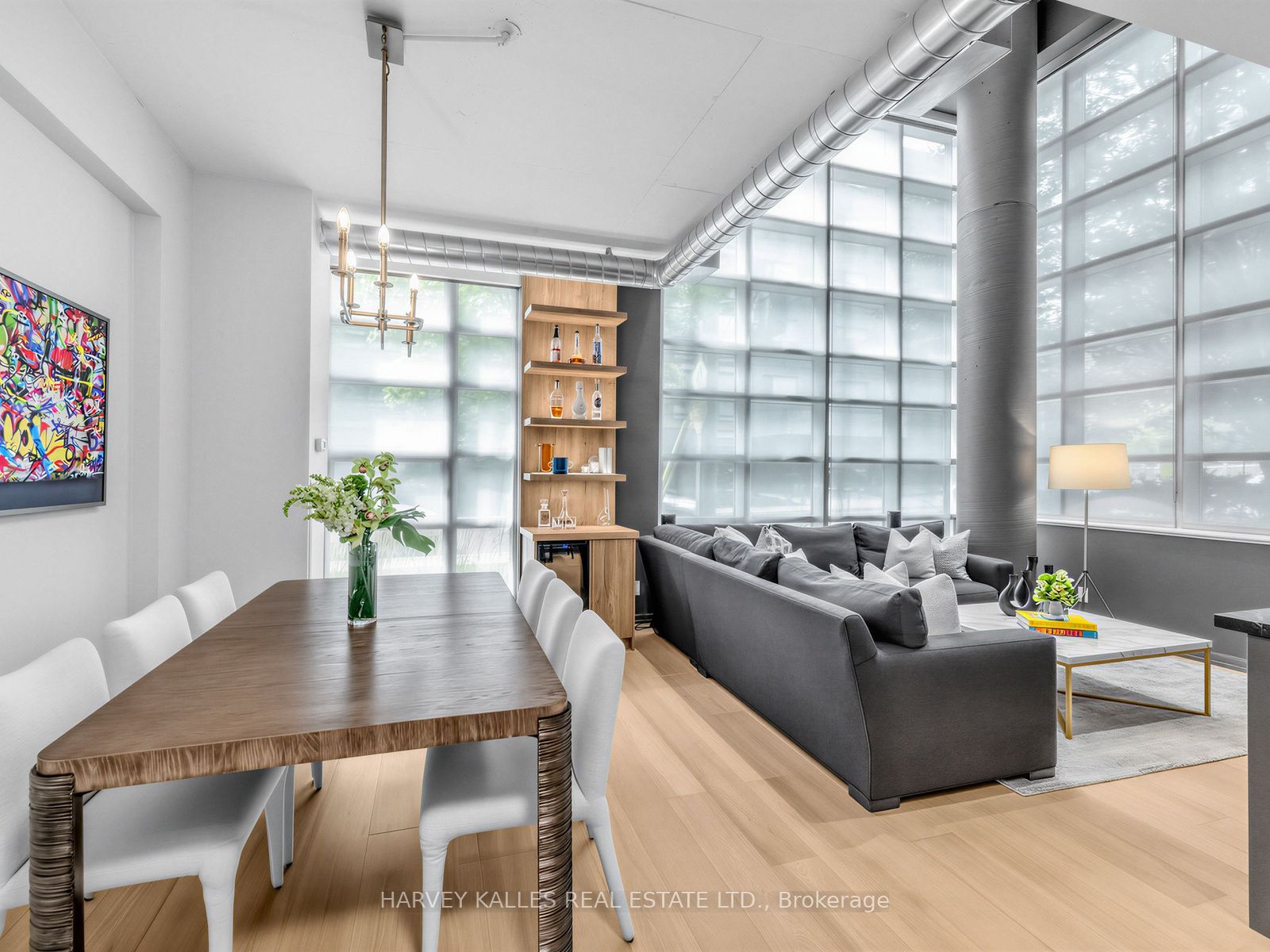 380 Macpherson Avenue 106 Property Photo 2