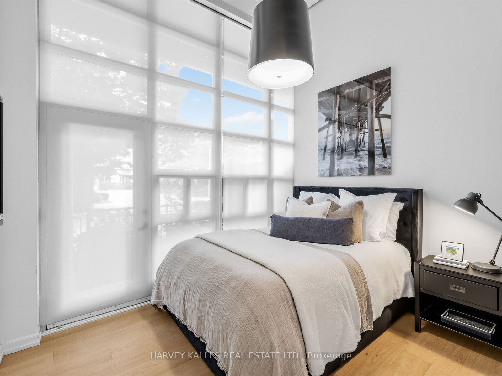 380 Macpherson Avenue 106 Property Photo 16