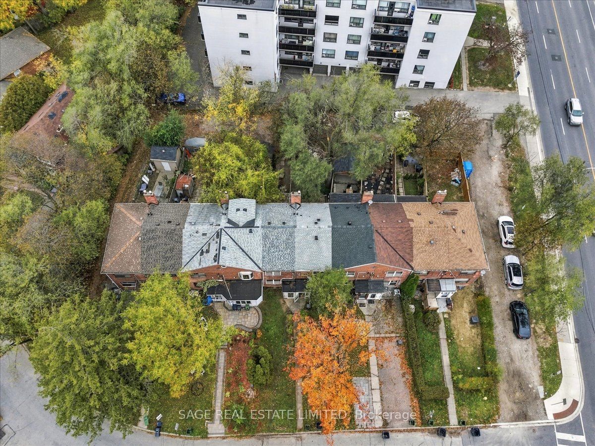 12 Khedive Avenue Property Photo 33