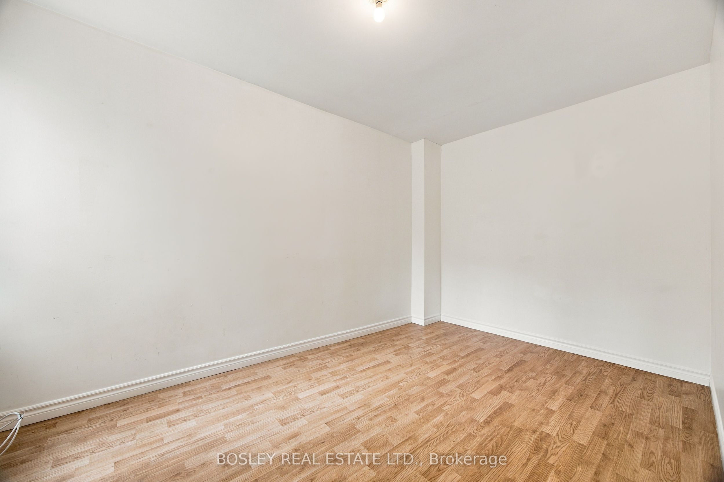 15 Lumbervale Avenue Property Photo 24