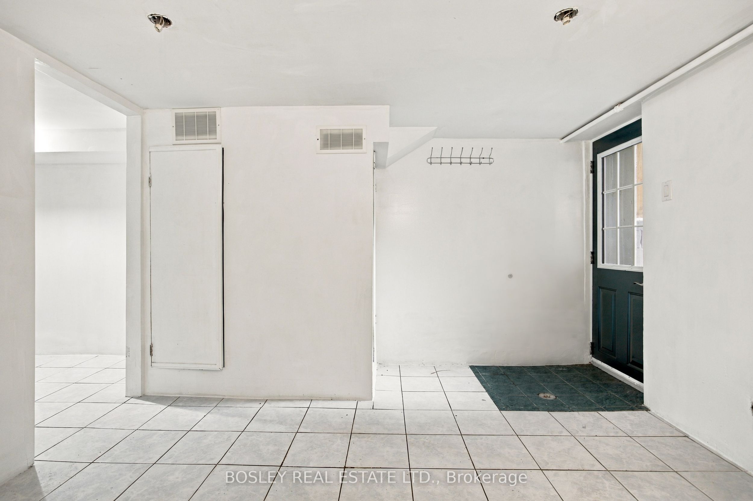 15 Lumbervale Avenue Property Photo 37