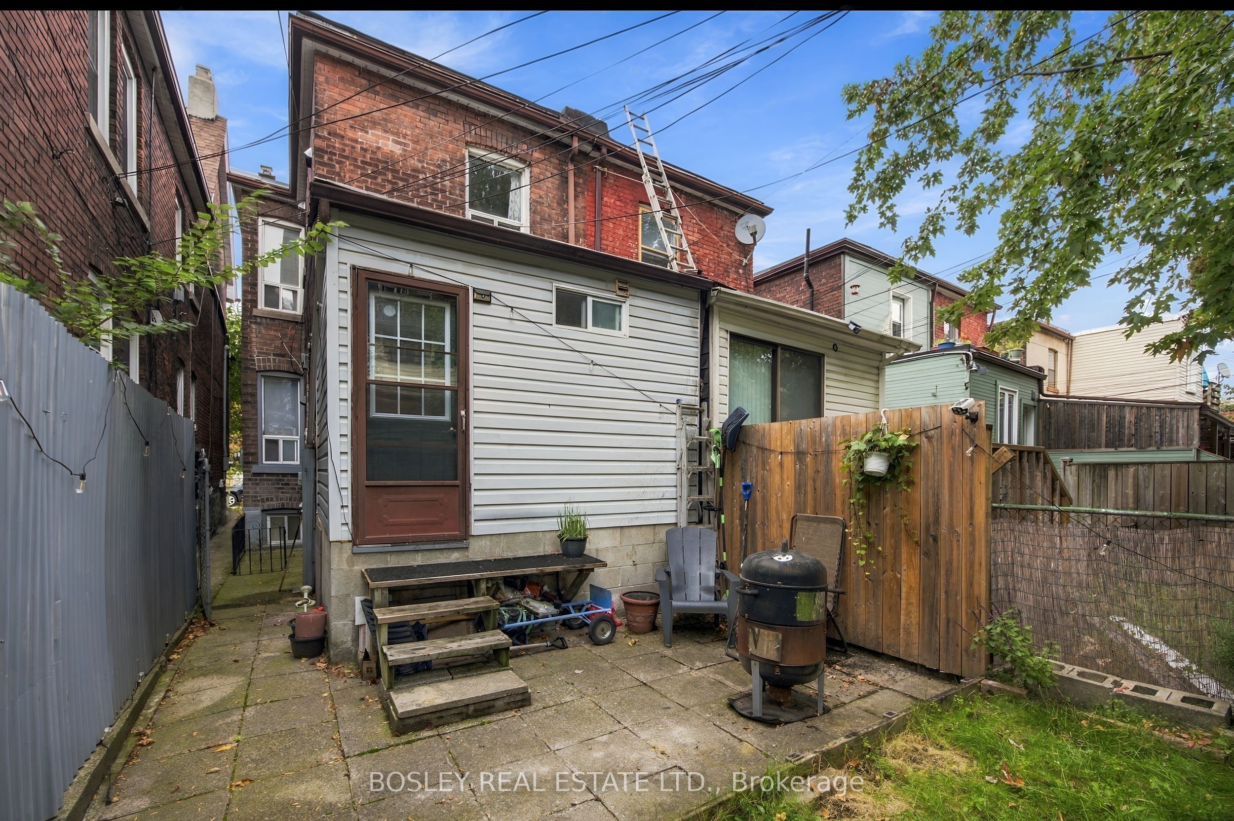 15 Lumbervale Avenue Property Photo 47