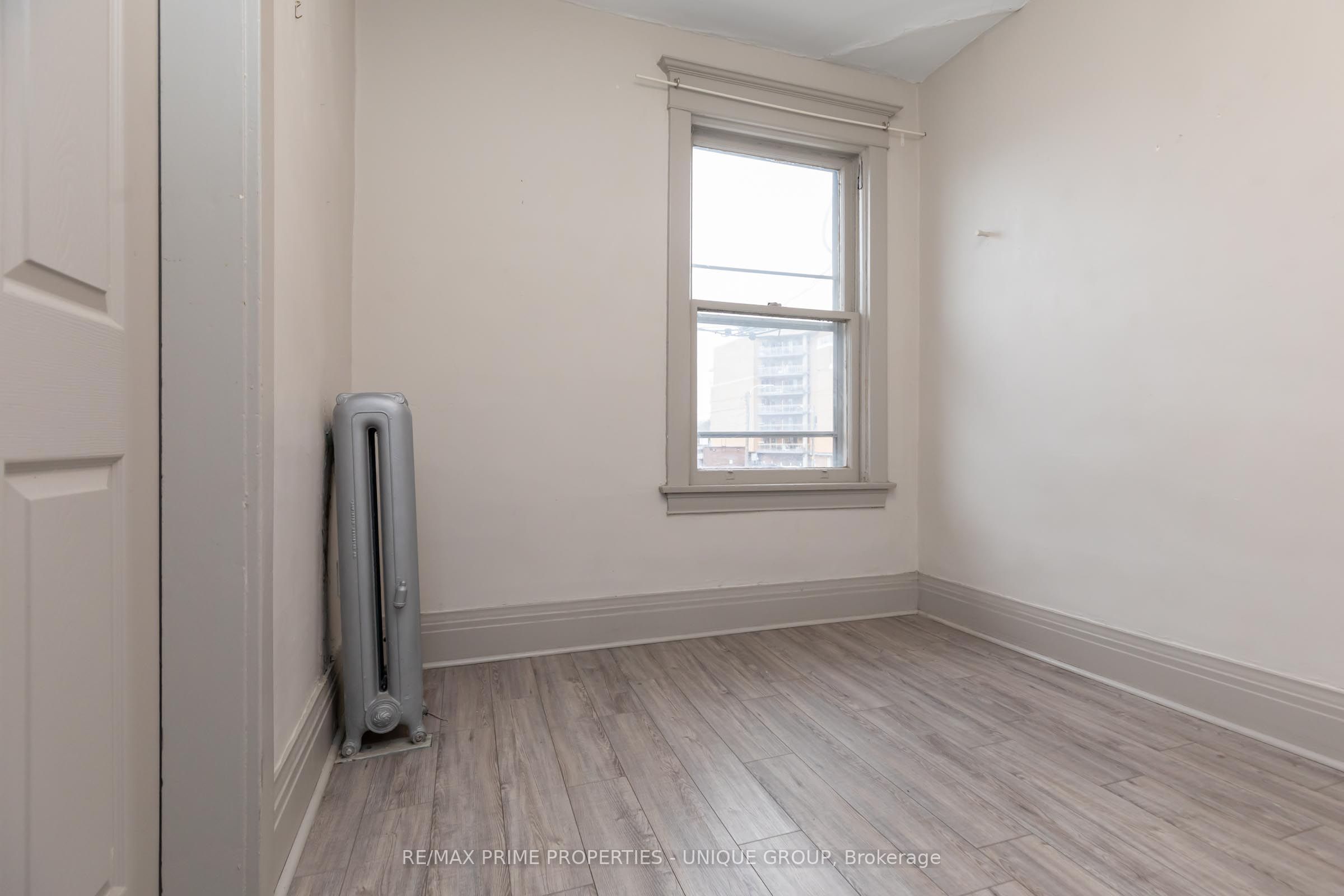 365 Clinton Street 2 Property Photo 14