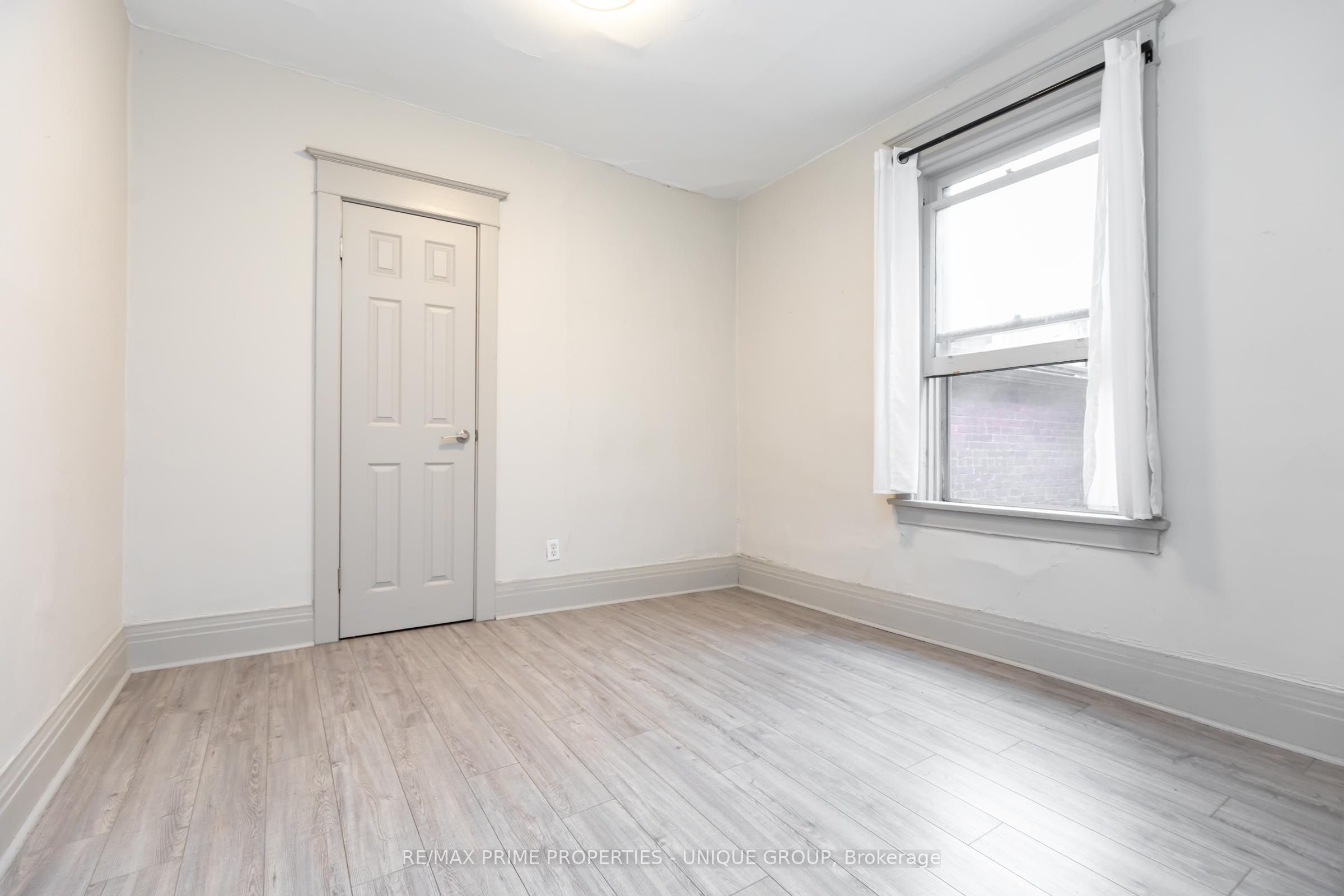 365 Clinton Street 2 Property Photo 20