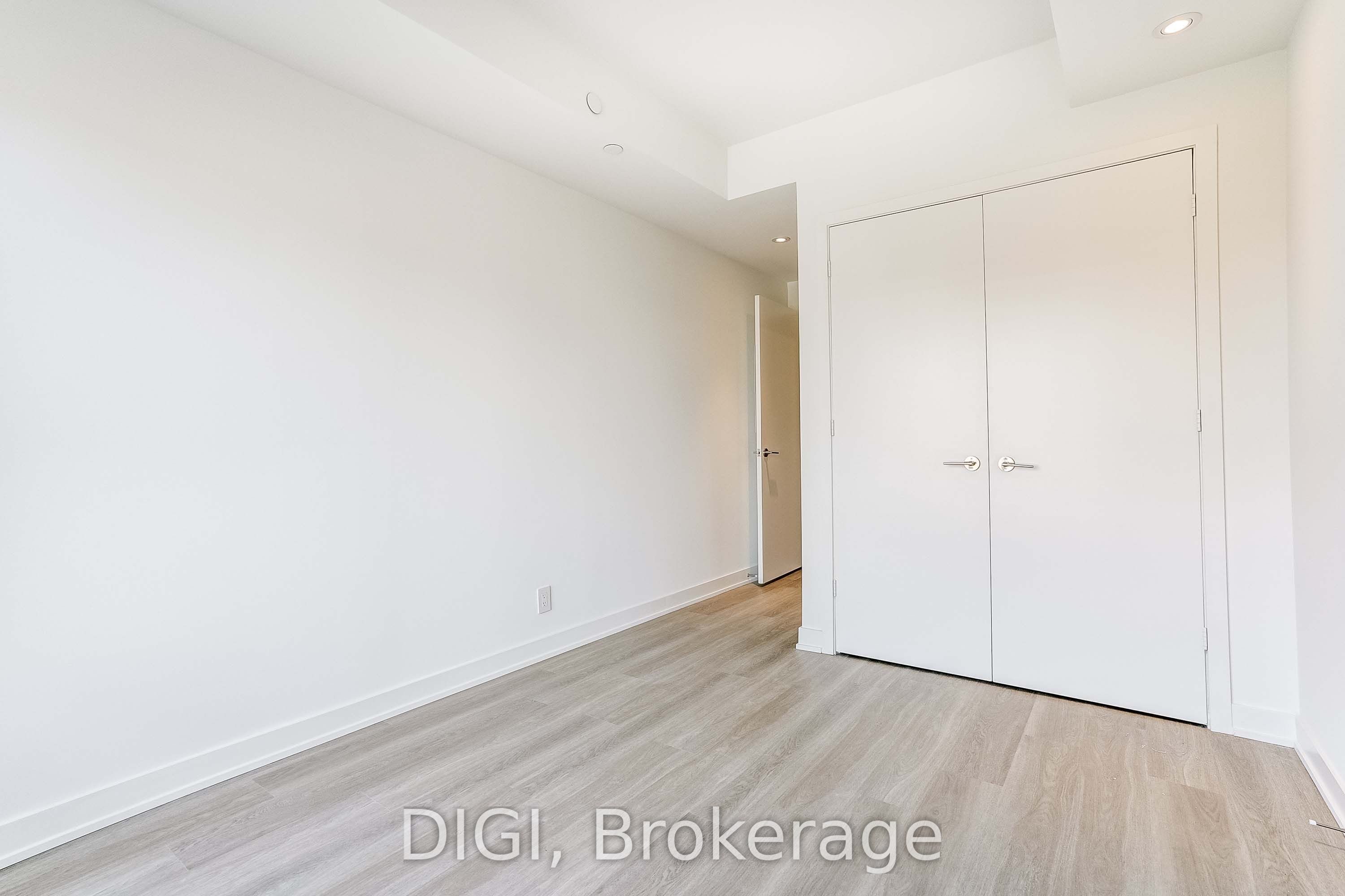 120 Ontario Street Q820 Property Photo 13
