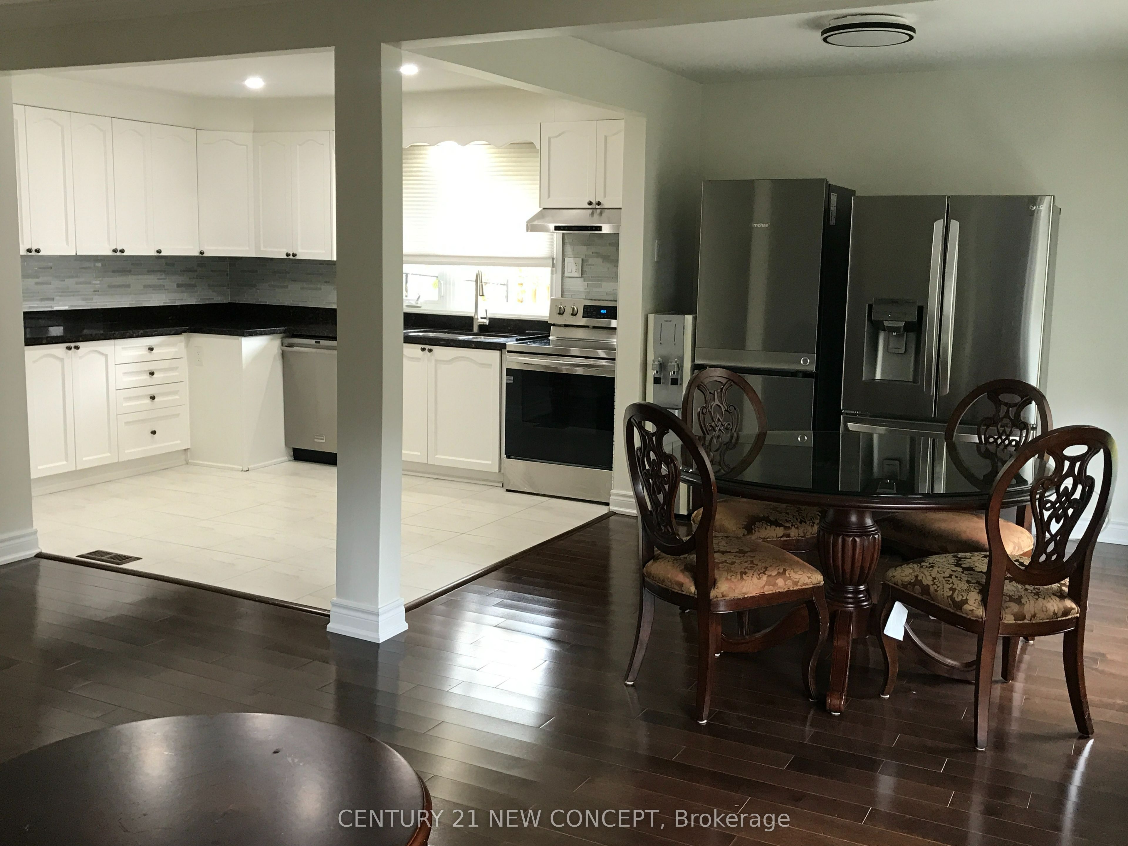 68 Transwell Avenue Property Photo 8