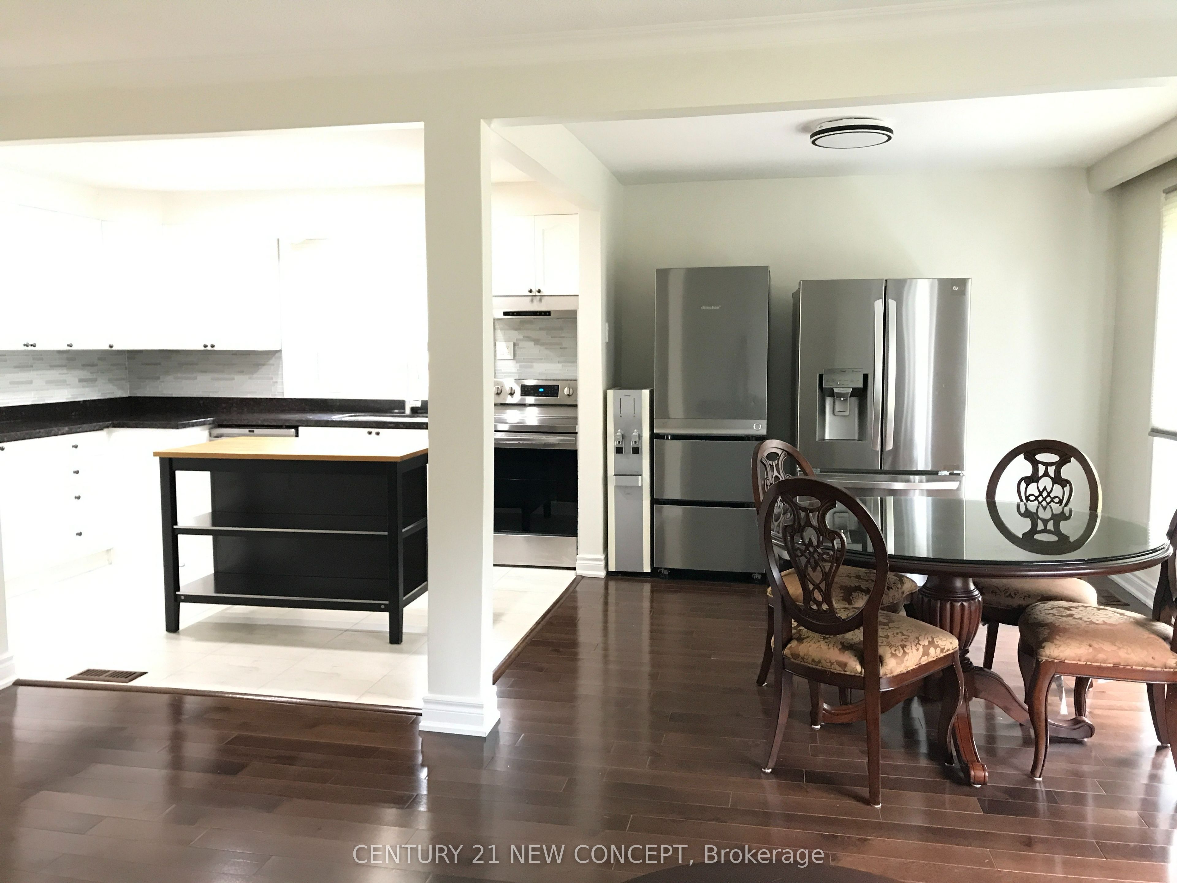 68 Transwell Avenue Property Photo 9