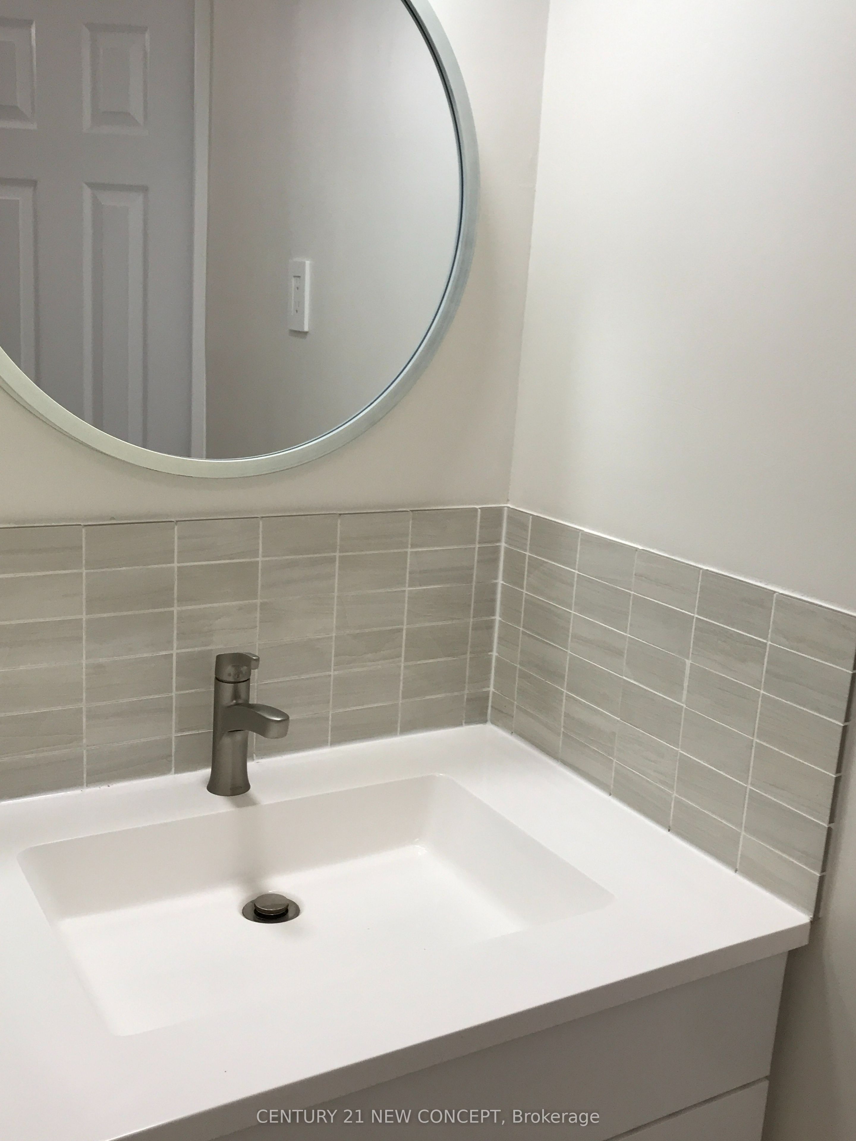 68 Transwell Avenue Property Photo 12